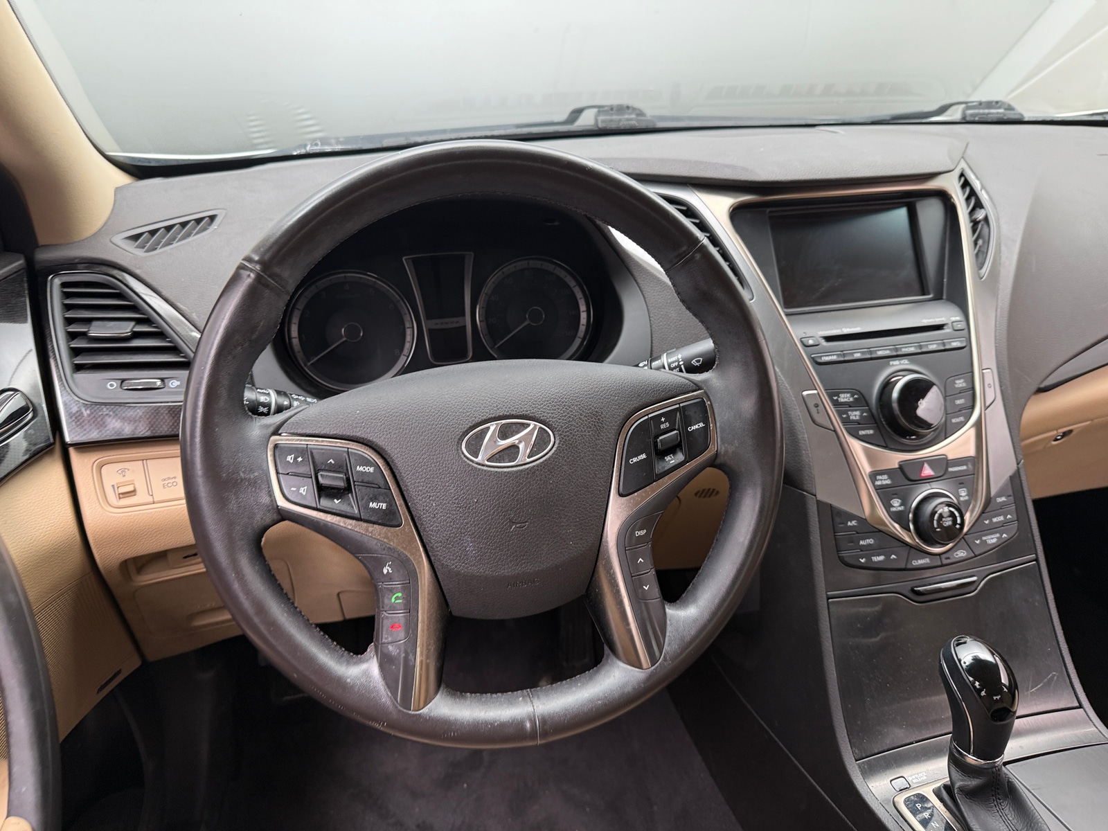 Thumbnail: 2012 Hyundai Azera - 4