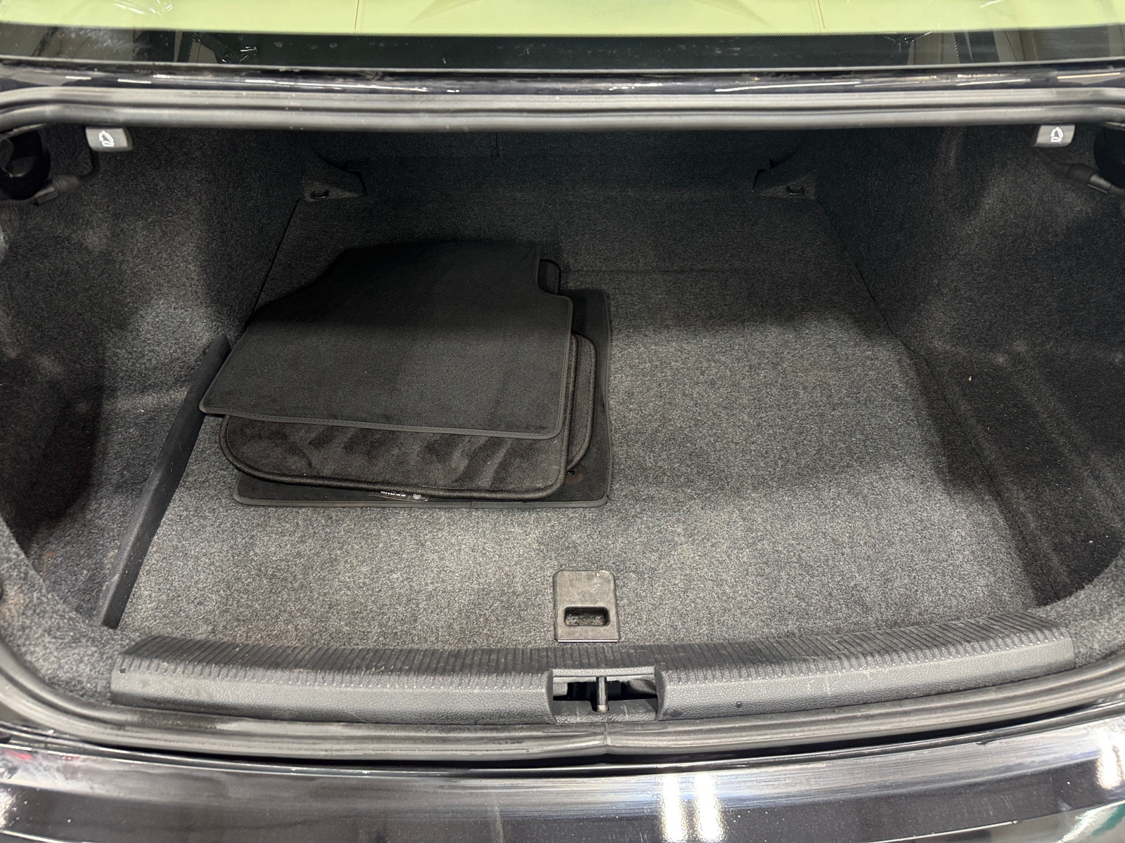 Thumbnail: 2017 Volkswagen Passat - 6