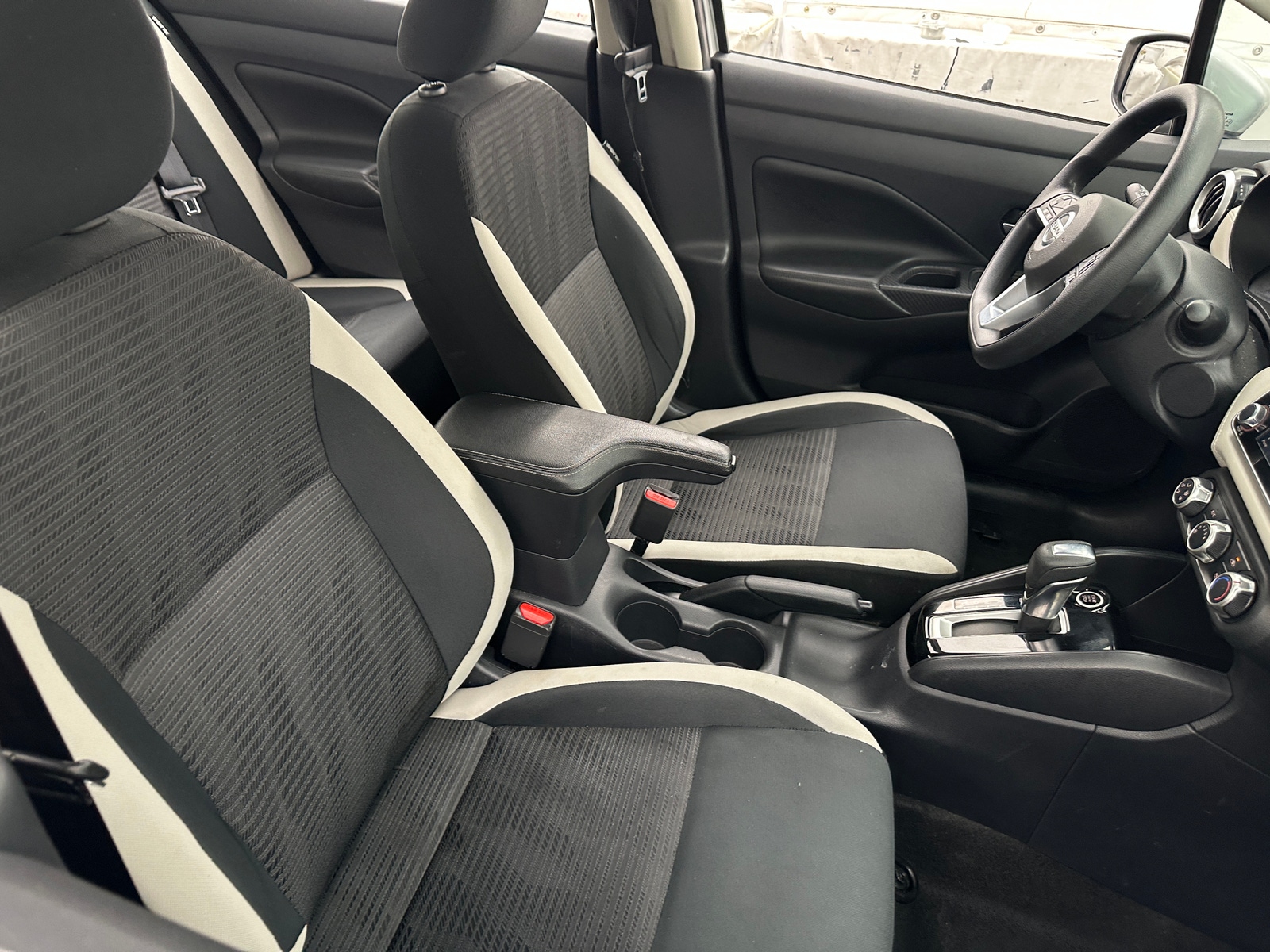 Thumbnail: 2020 Nissan Versa - 2