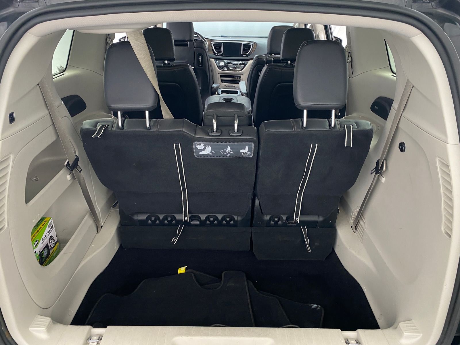 Thumbnail: 2018 Chrysler Pacifica - 6