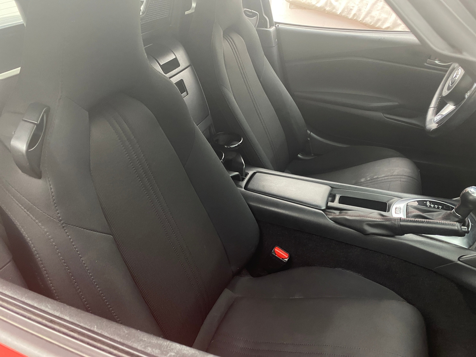 Thumbnail: 2016 Mazda MX-5 Miata - 2