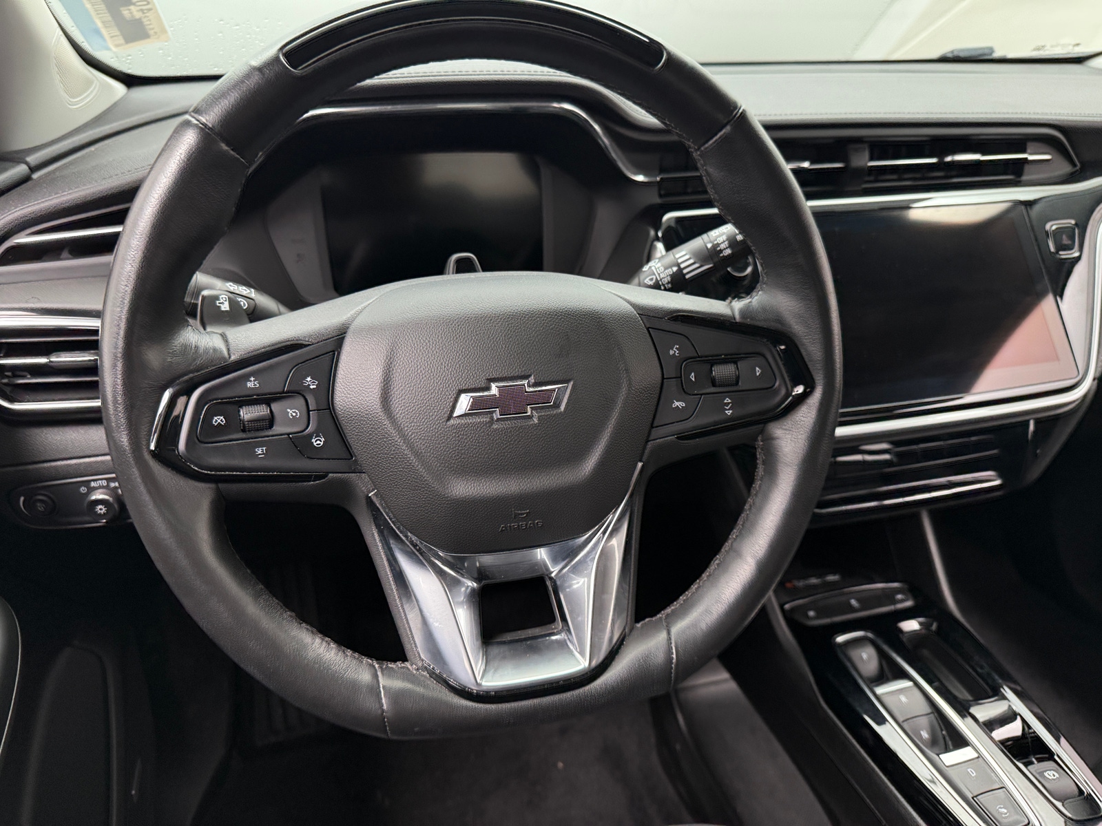 Thumbnail: 2023 Chevrolet Bolt EUV - 4