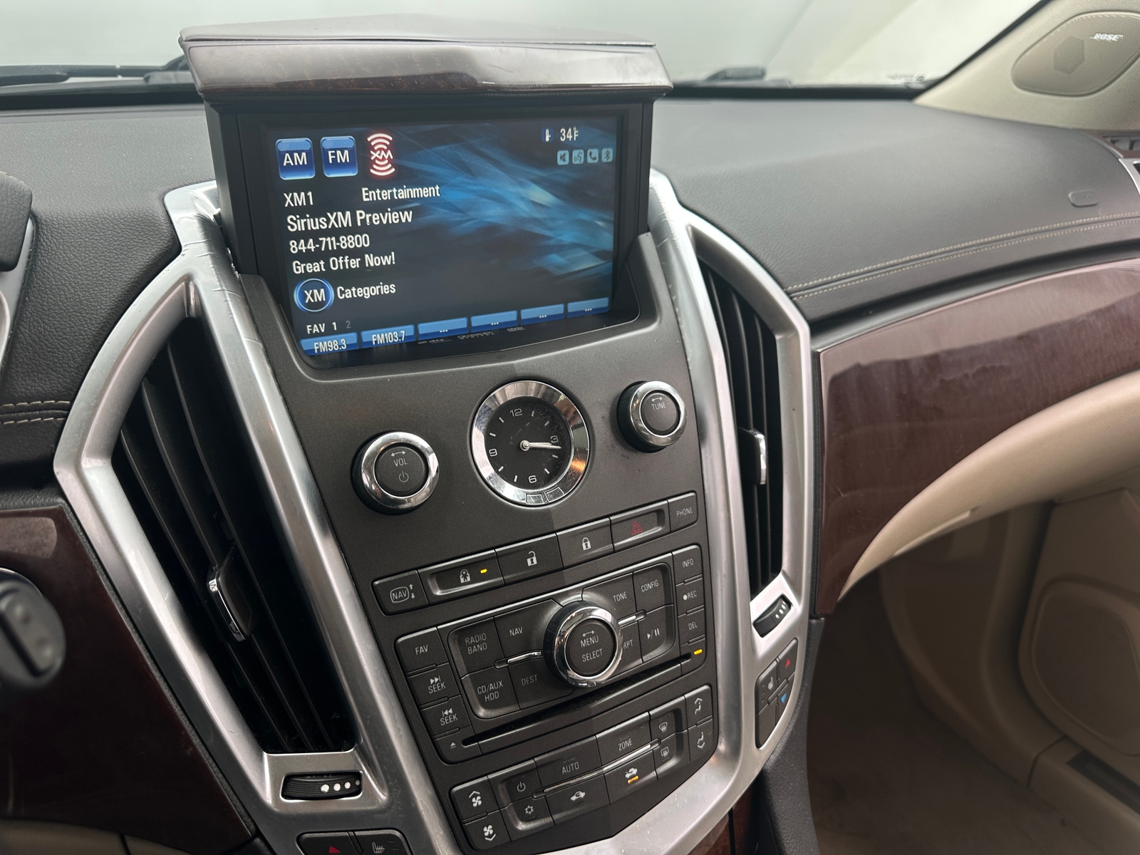 Thumbnail: 2011 Cadillac SRX - 3