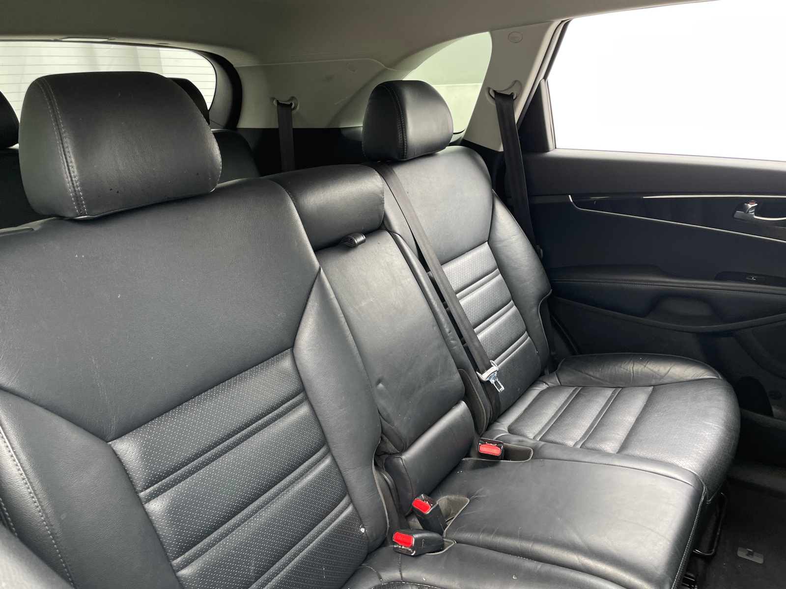 Thumbnail: 2017 Kia Sorento - 6