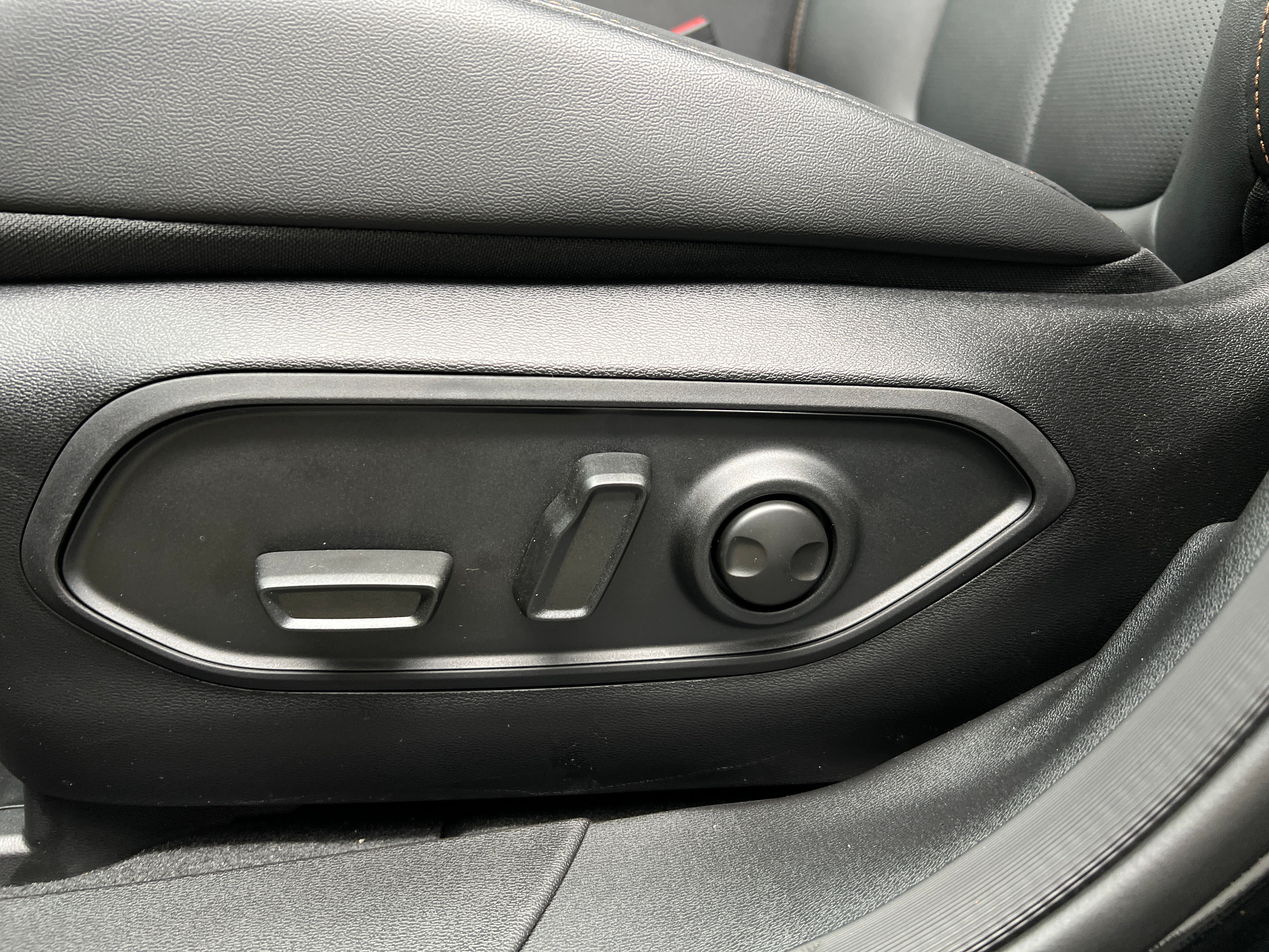 2026 Jeep Cherokee Limited - Photo 2