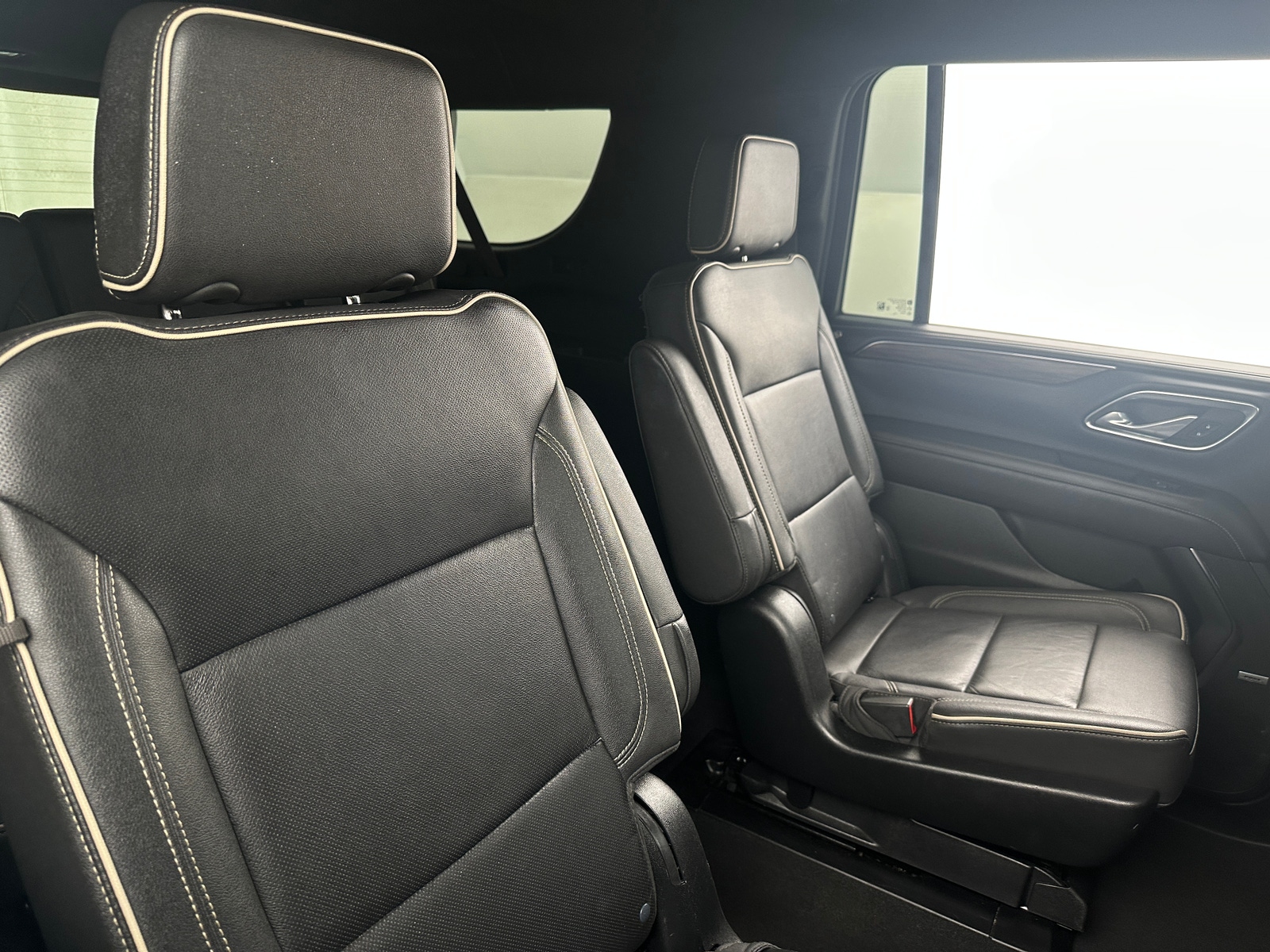 Thumbnail: 2023 Chevrolet Suburban - 5