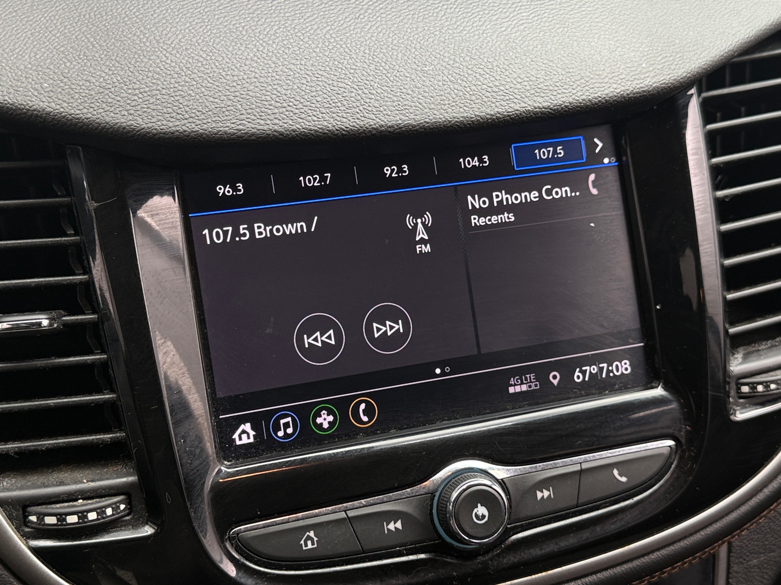 Thumbnail: 2020 Chevrolet Trax - 4