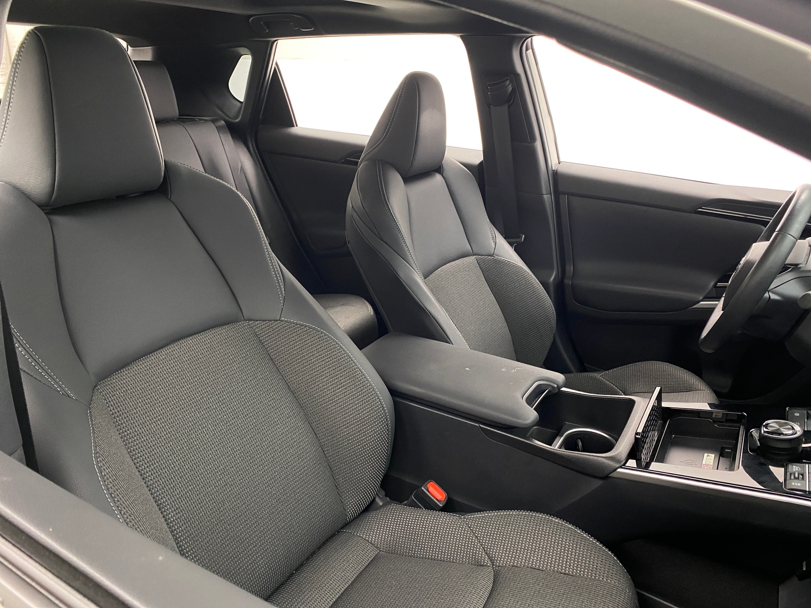 Thumbnail: 2024 Toyota bZ4X - 2