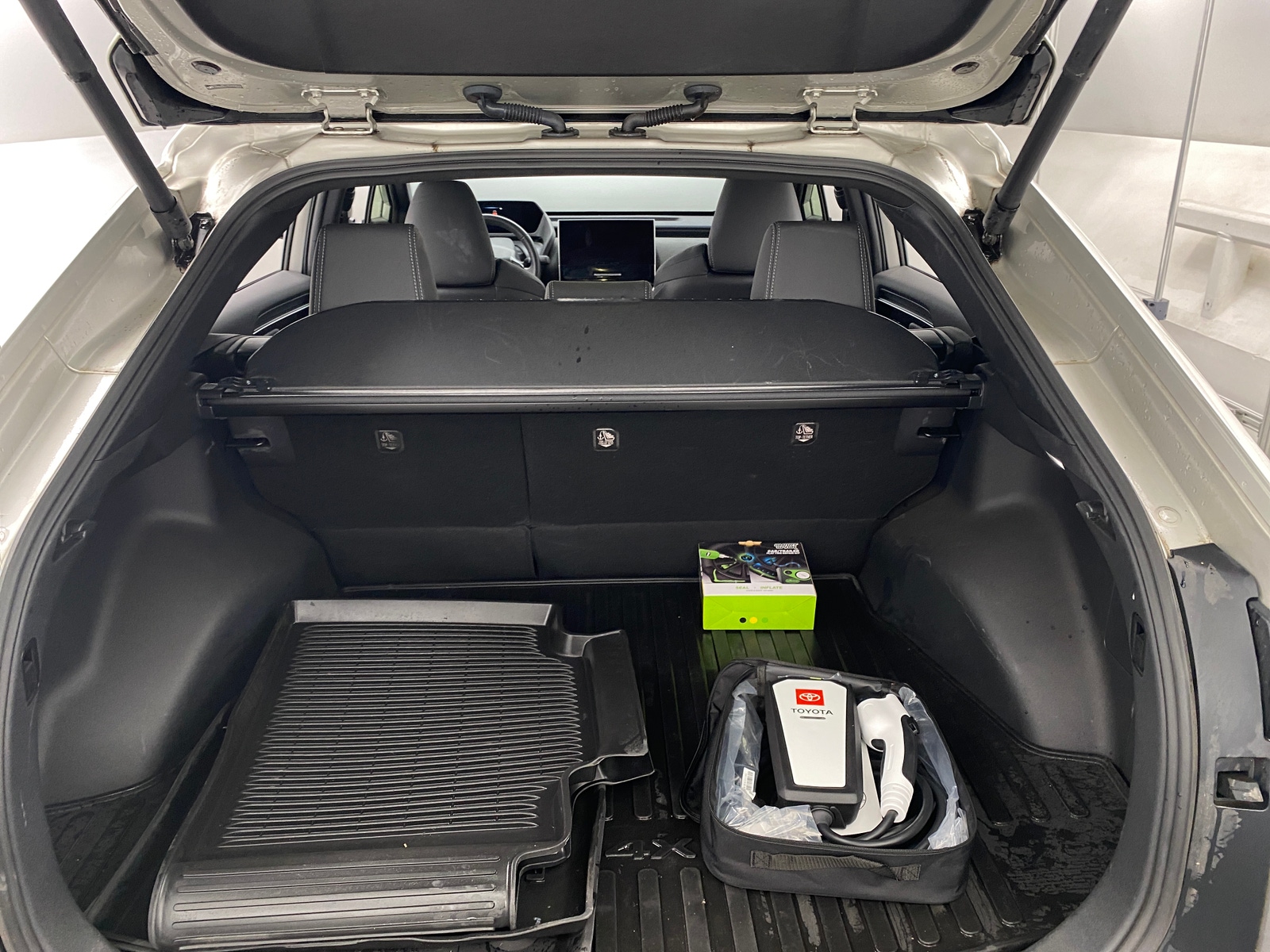 Thumbnail: 2024 Toyota bZ4X - 7