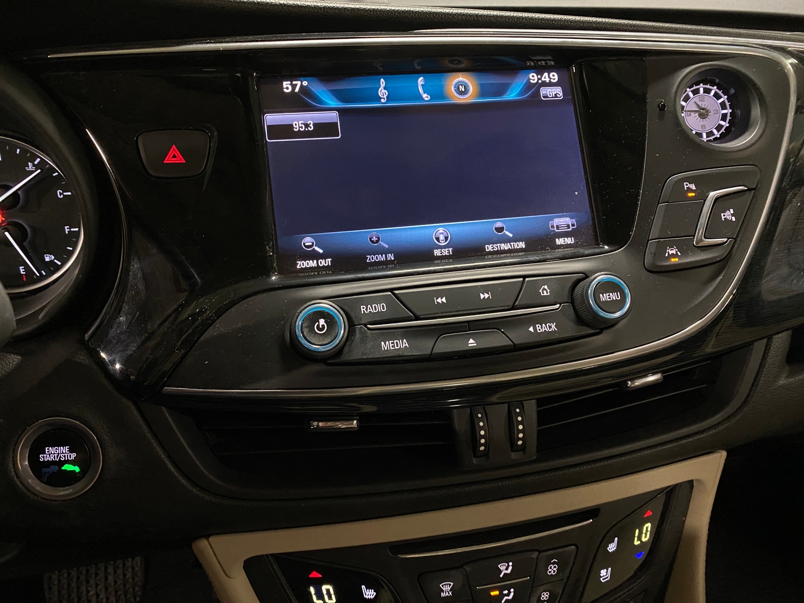 Thumbnail: 2016 Buick Envision - 3