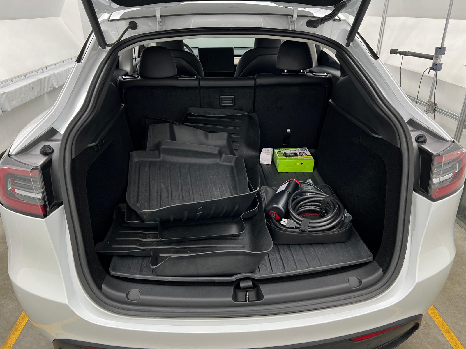 Thumbnail: 2023 Tesla Model Y - 6