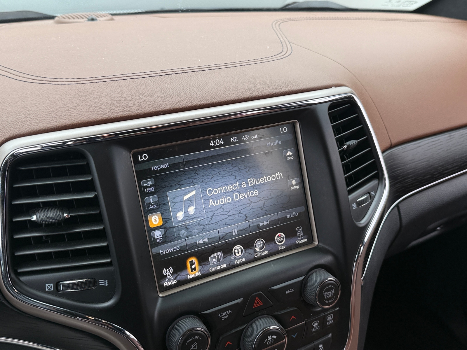 Thumbnail: 2017 Jeep Grand Cherokee - 3