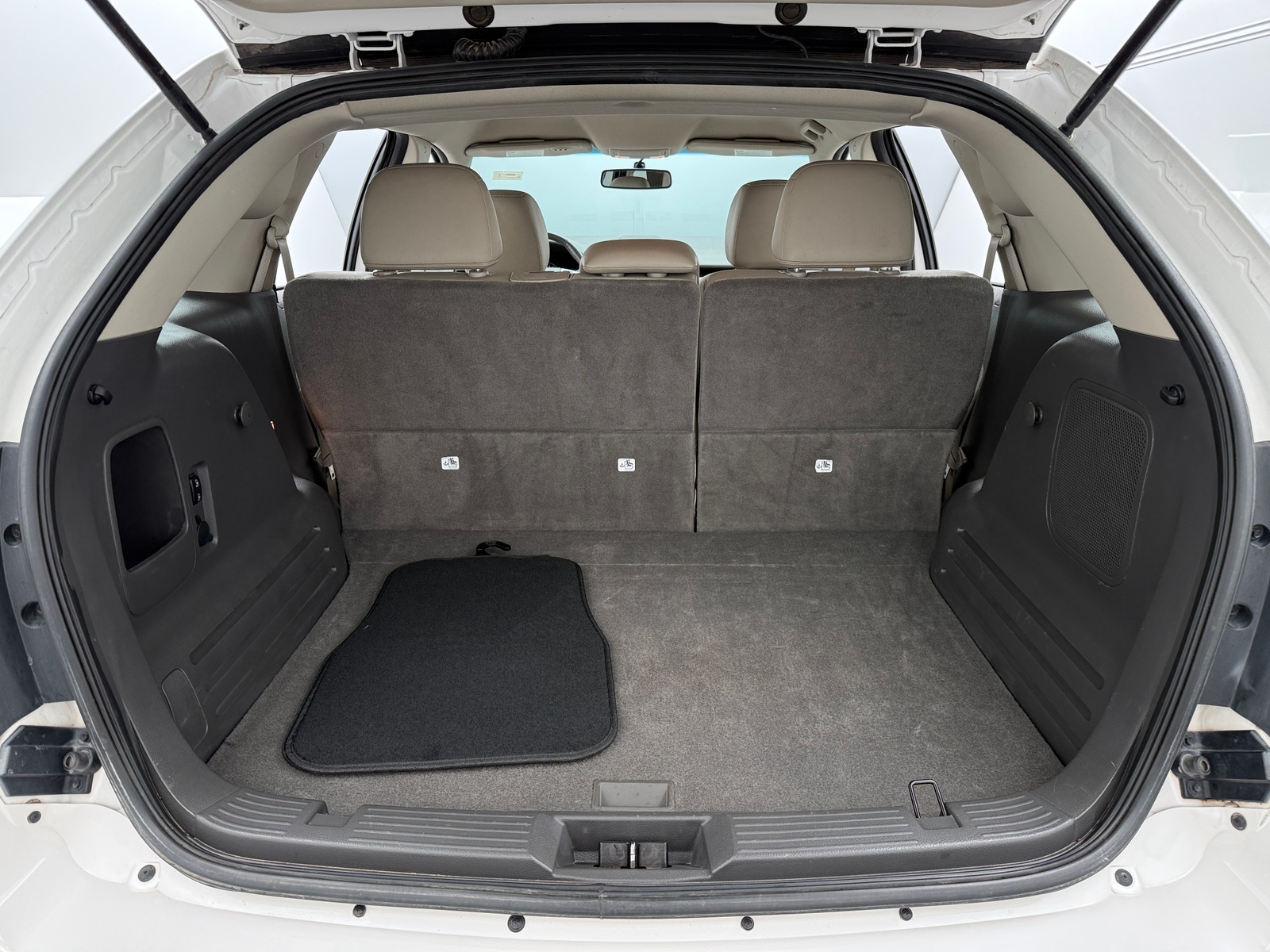 Thumbnail: 2013 Ford Edge - 6