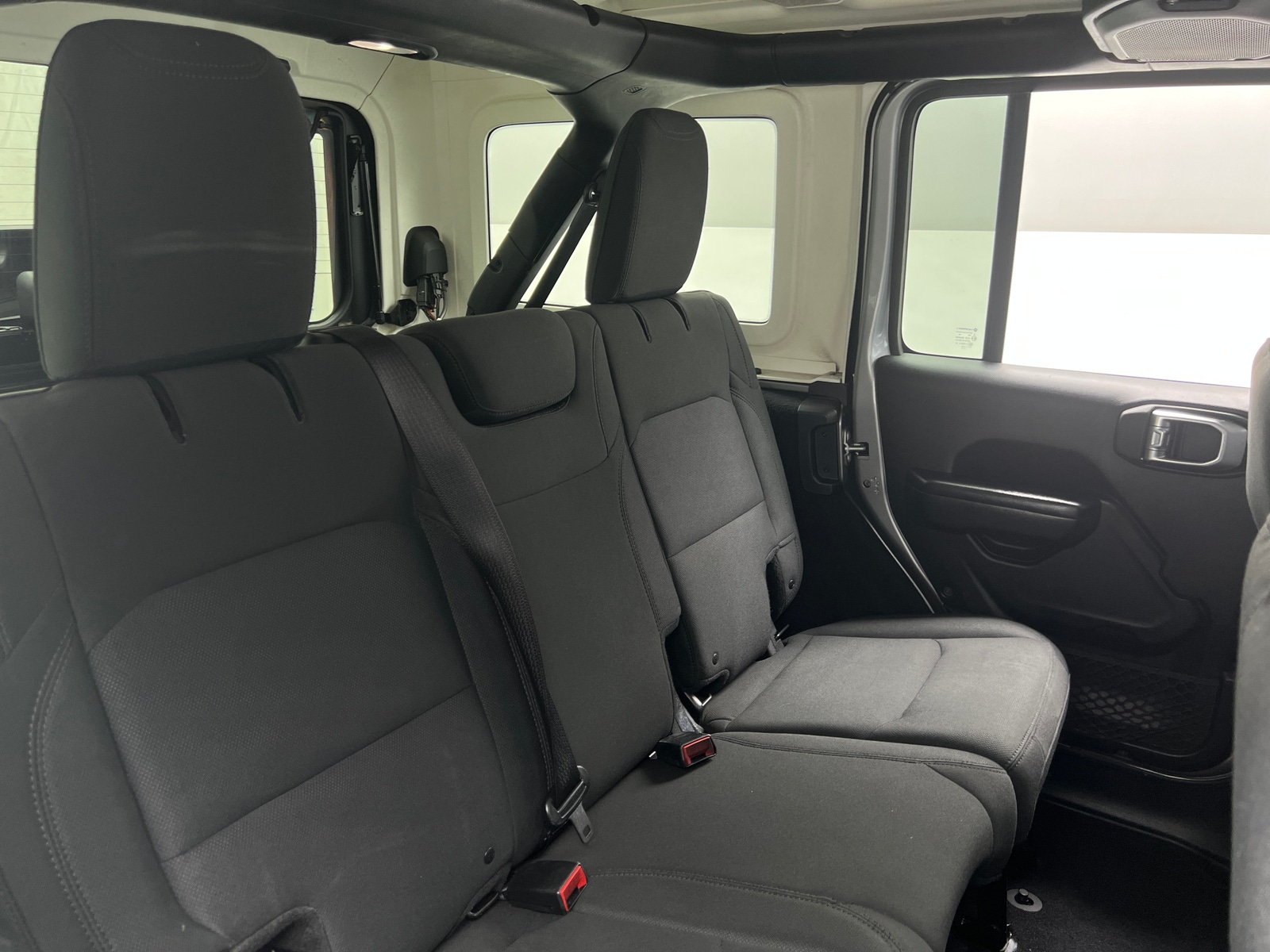 Thumbnail: 2018 Jeep Wrangler - 6