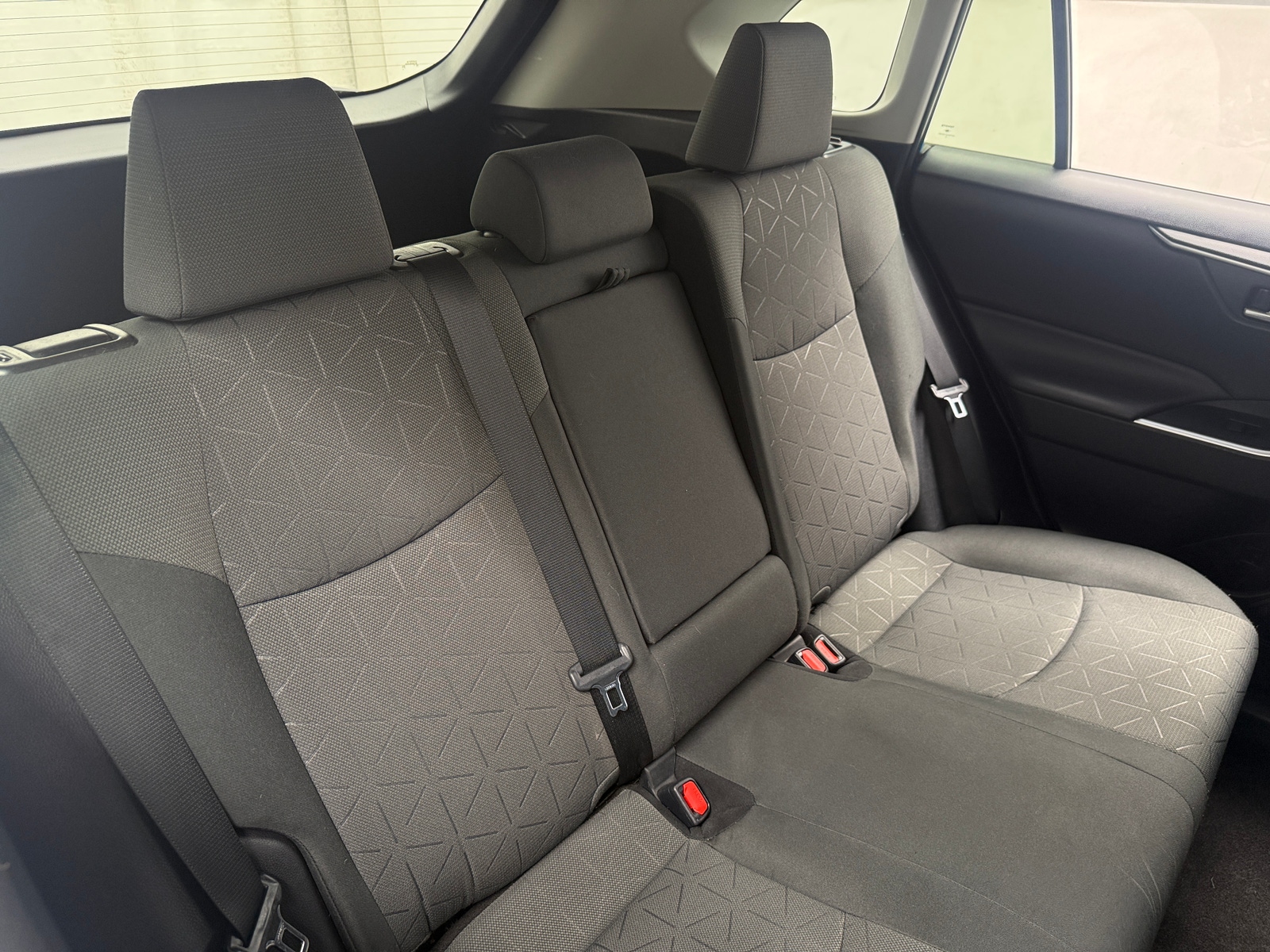 Thumbnail: 2020 Toyota RAV4 - 6