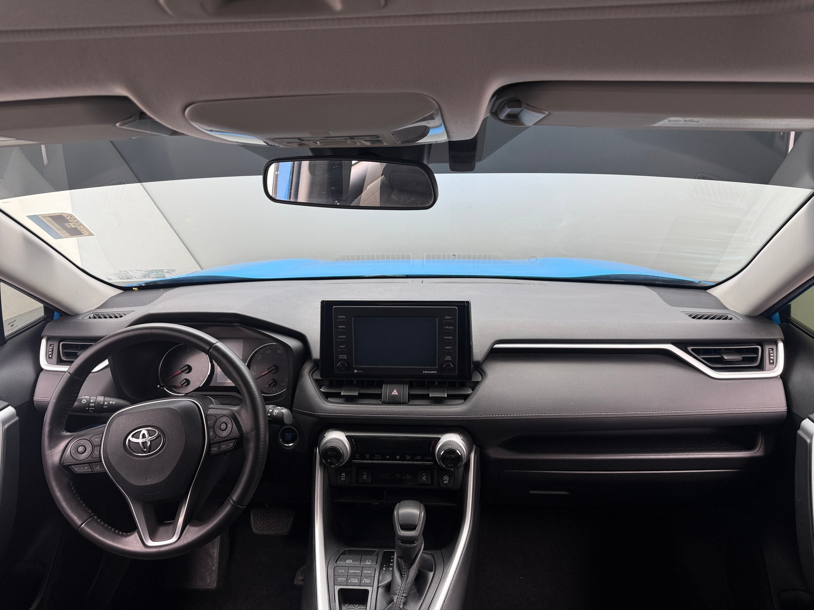 Thumbnail: 2020 Toyota RAV4 - 3