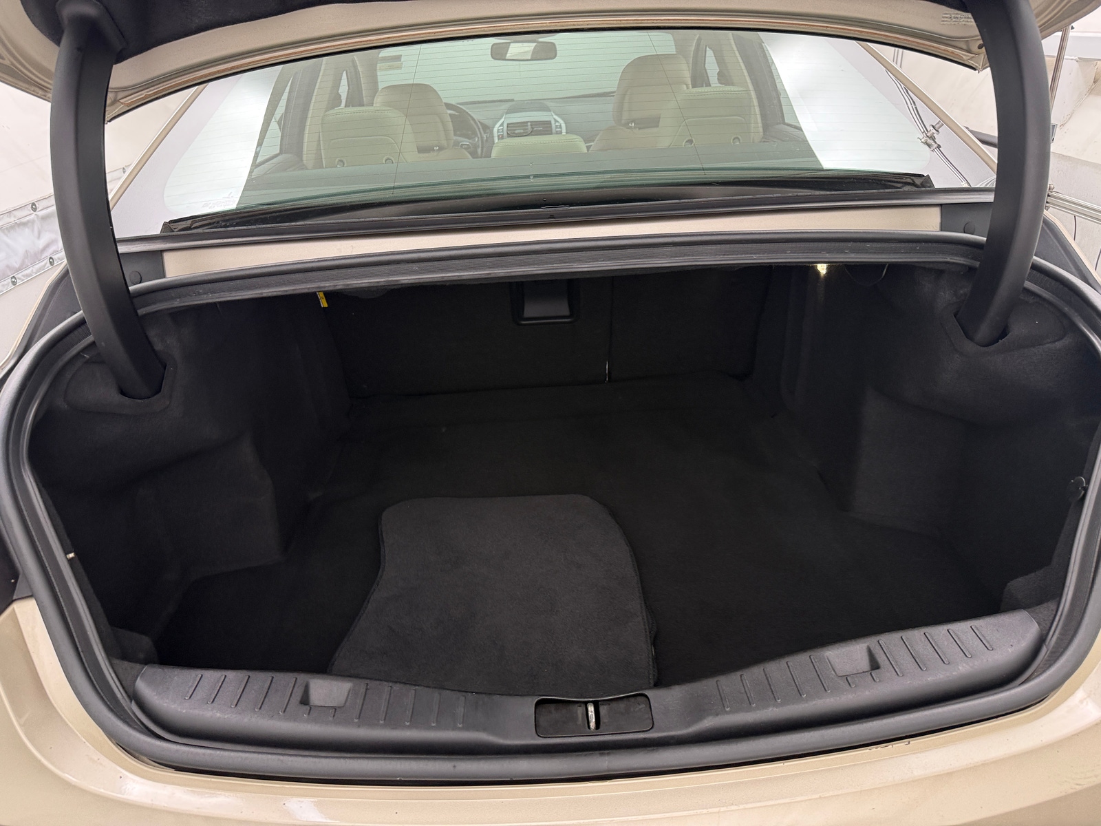 Thumbnail: 2017 Lincoln MKZ - 6