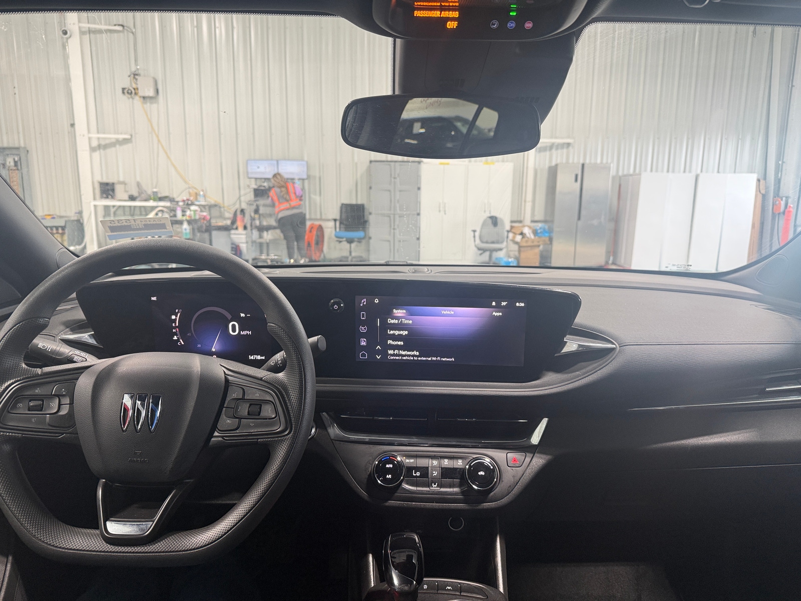 Thumbnail: 2025 Buick Envista - 3