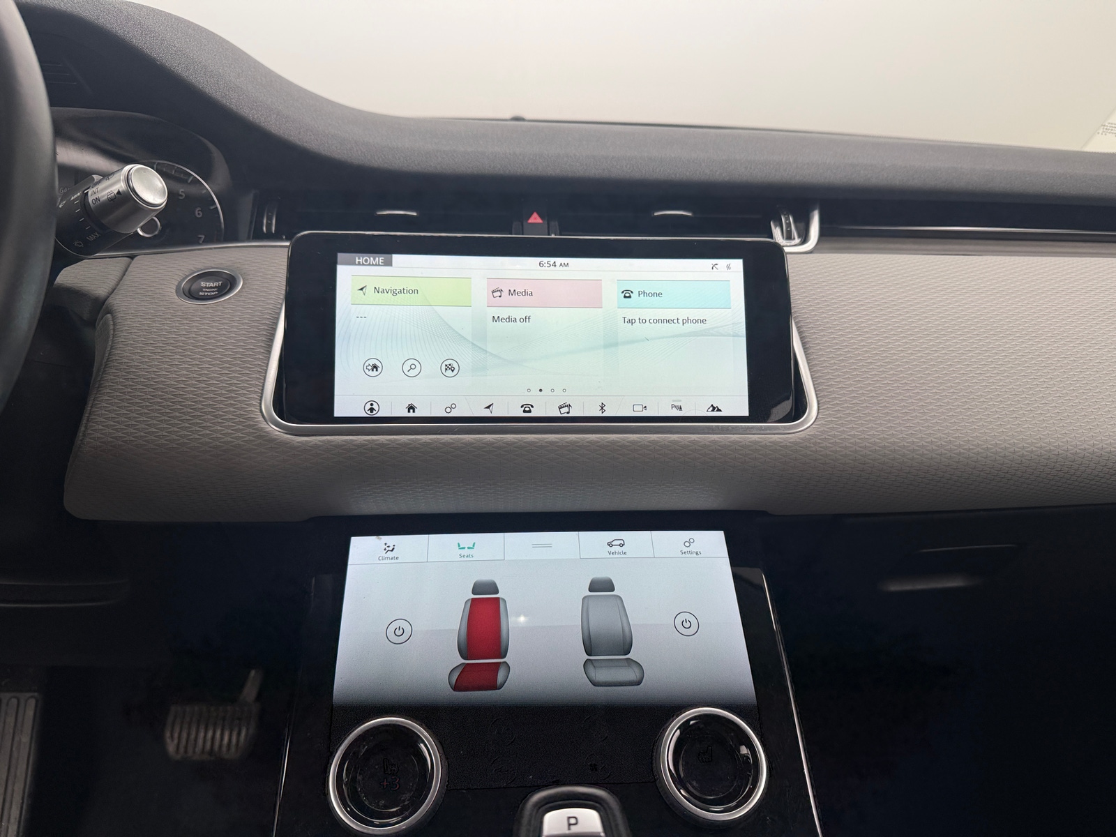 Thumbnail: 2020 Land Rover Range Rover Evoque - 3