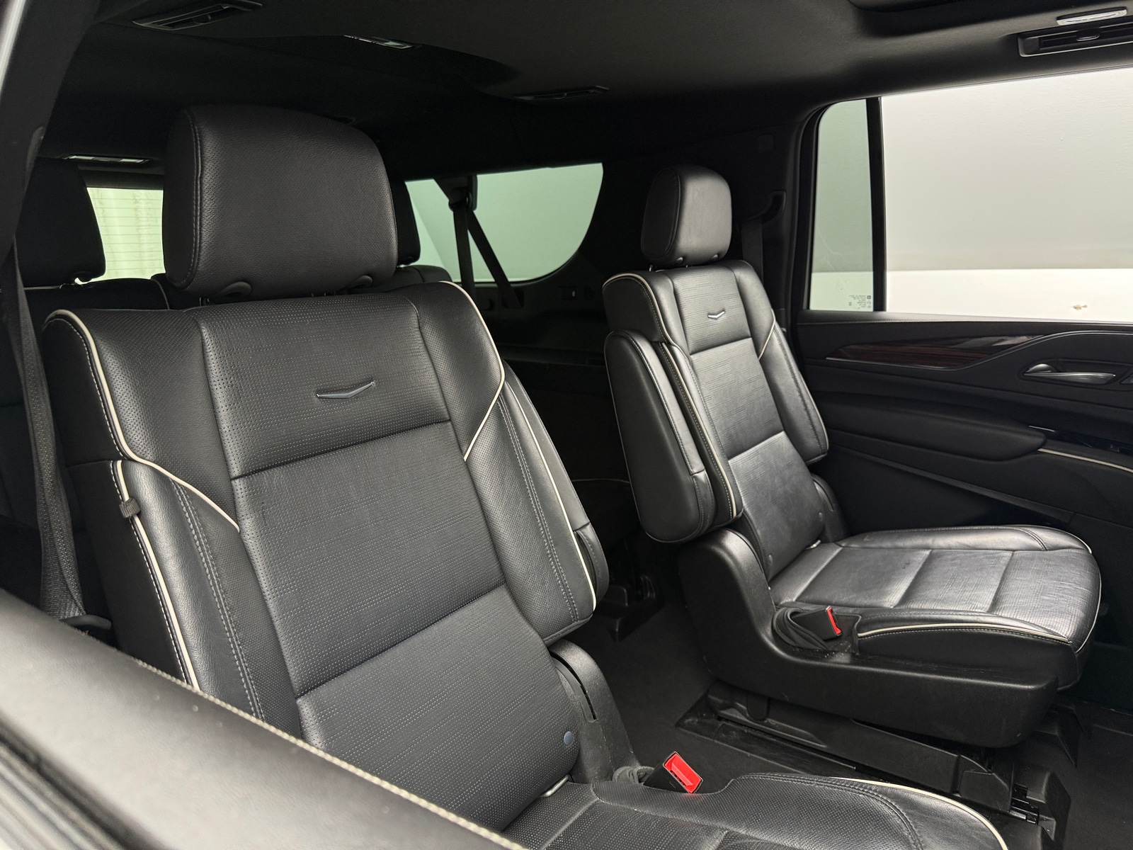 Thumbnail: 2021 Cadillac Escalade - 5