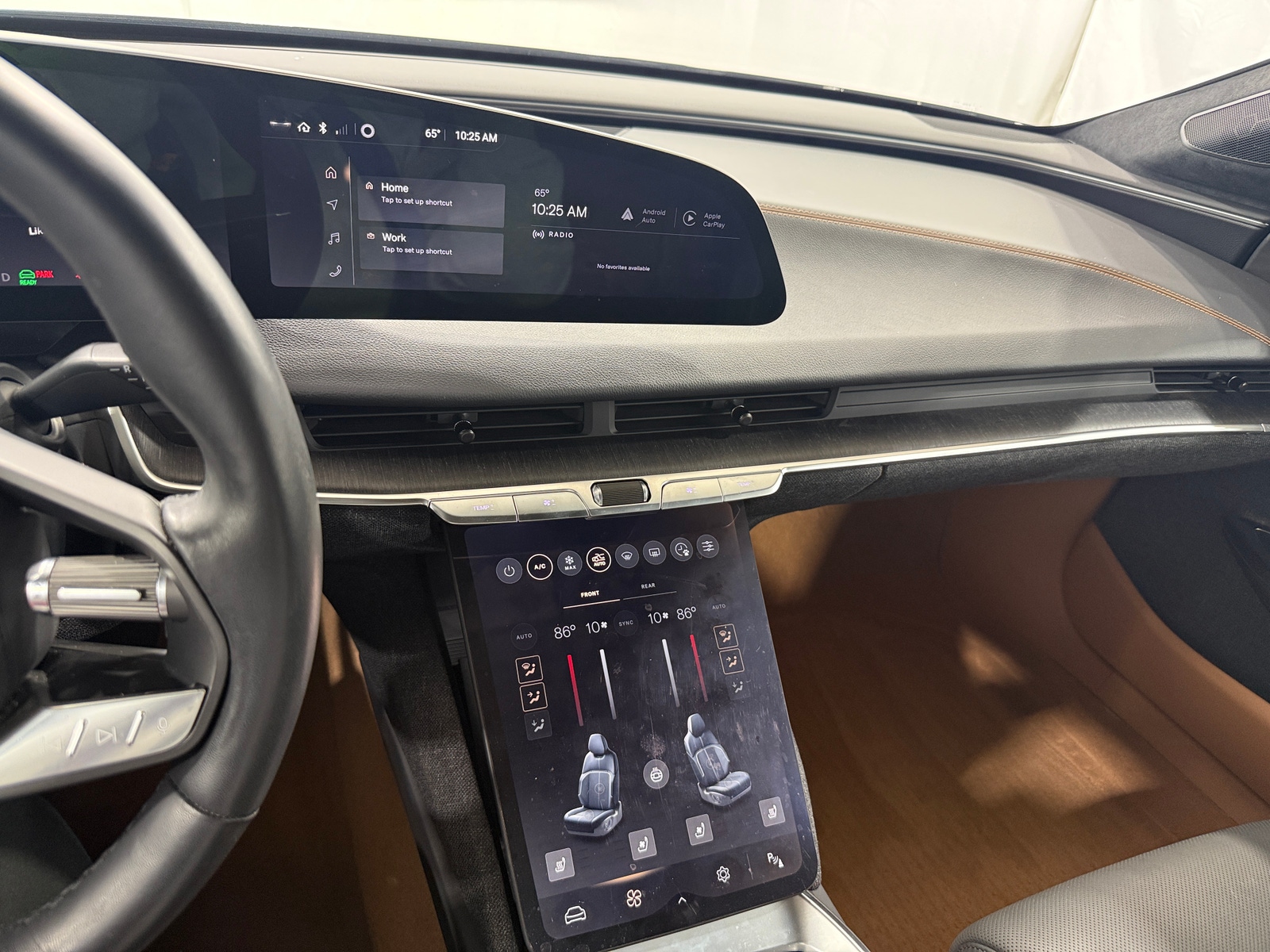 Thumbnail: 2023 Lucid Air - 3