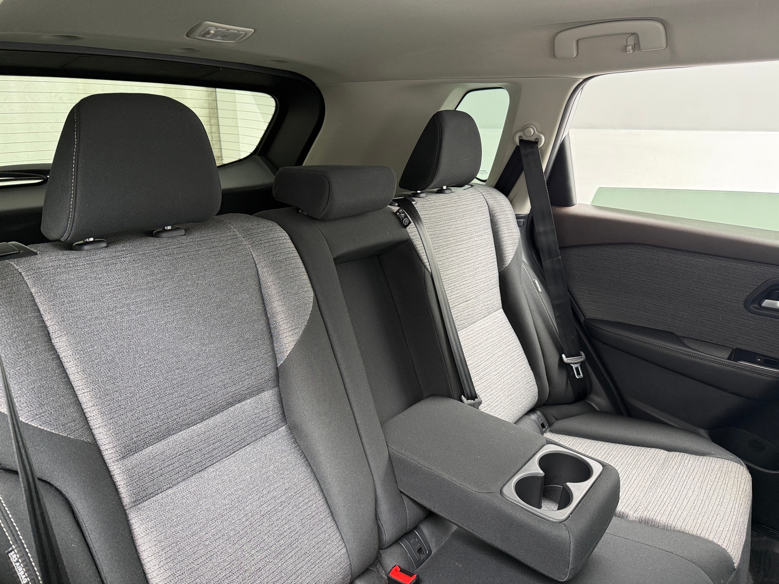 Thumbnail: 2023 Nissan Rogue - 6