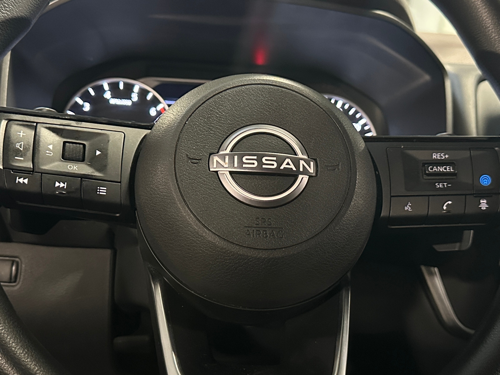 Thumbnail: 2023 Nissan Rogue - 5