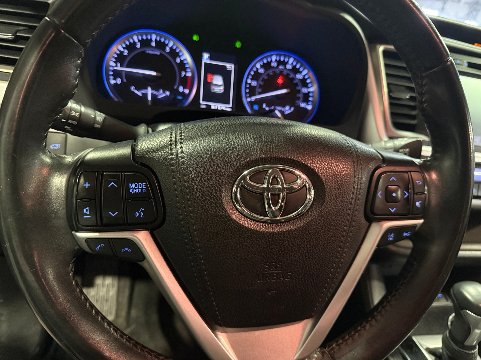 Thumbnail: 2019 Toyota Highlander - 4