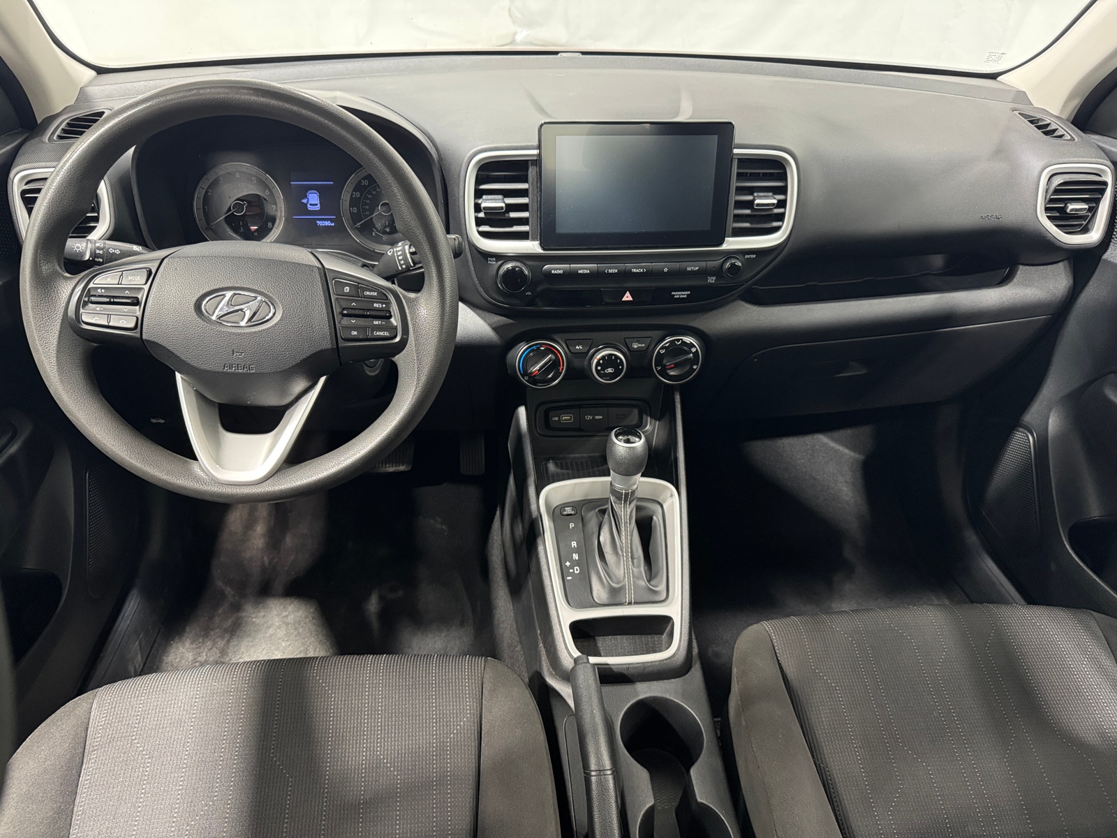 Thumbnail: 2022 Hyundai Venue - 3