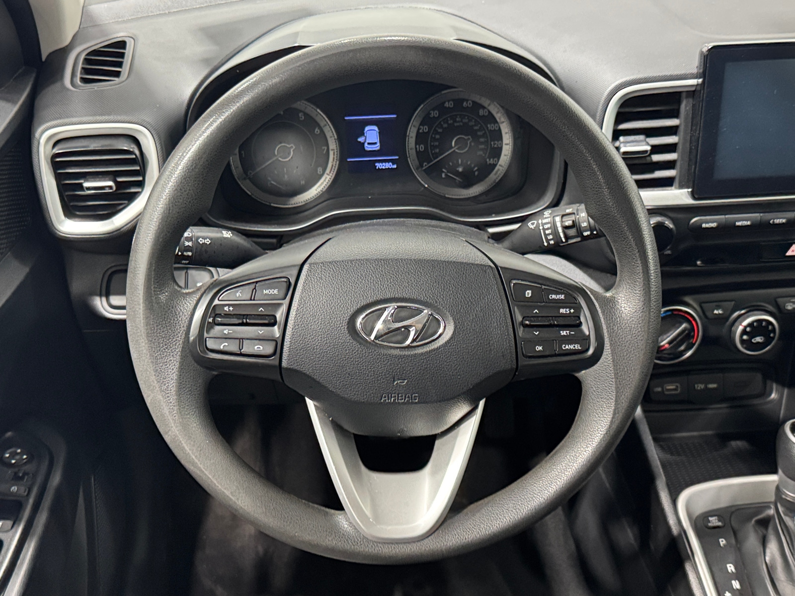 Thumbnail: 2022 Hyundai Venue - 5