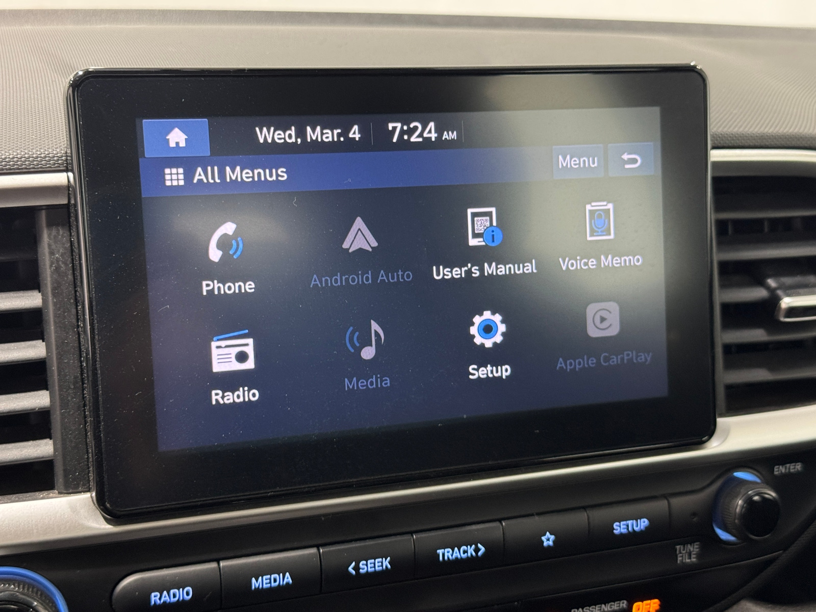 Thumbnail: 2022 Hyundai Venue - 4