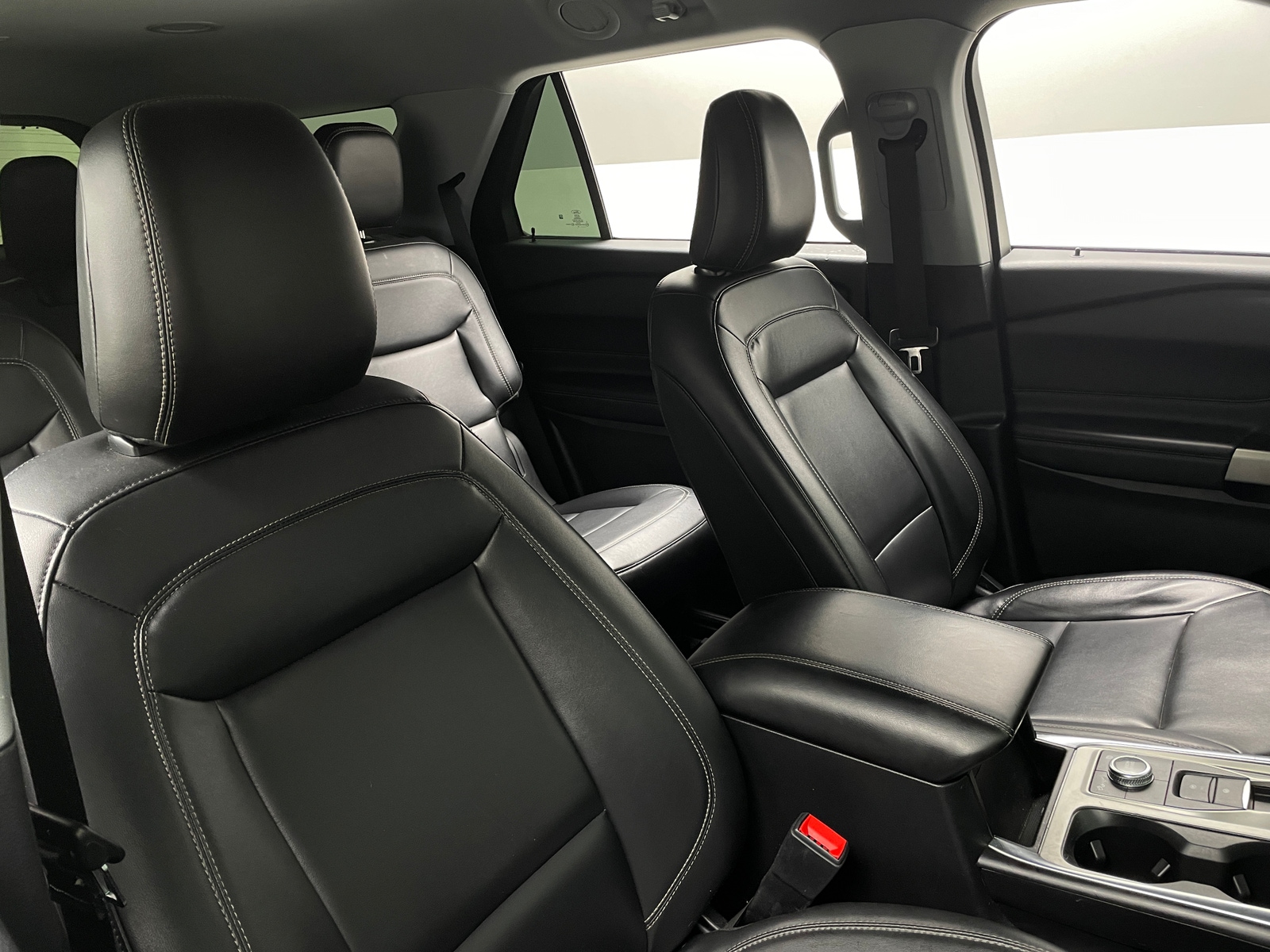 Thumbnail: 2022 Ford Explorer - 2