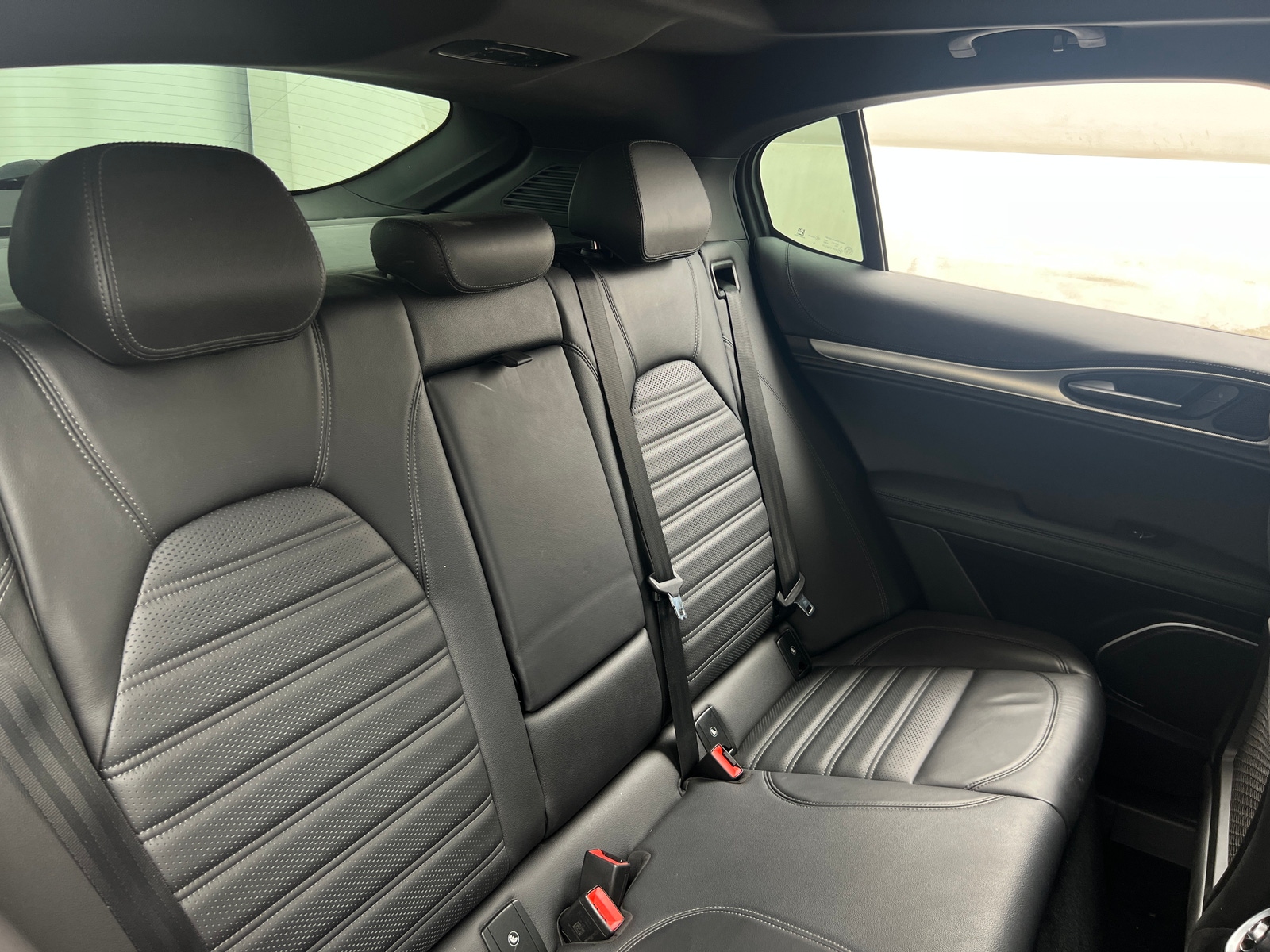 Thumbnail: 2020 Alfa Romeo Stelvio - 5