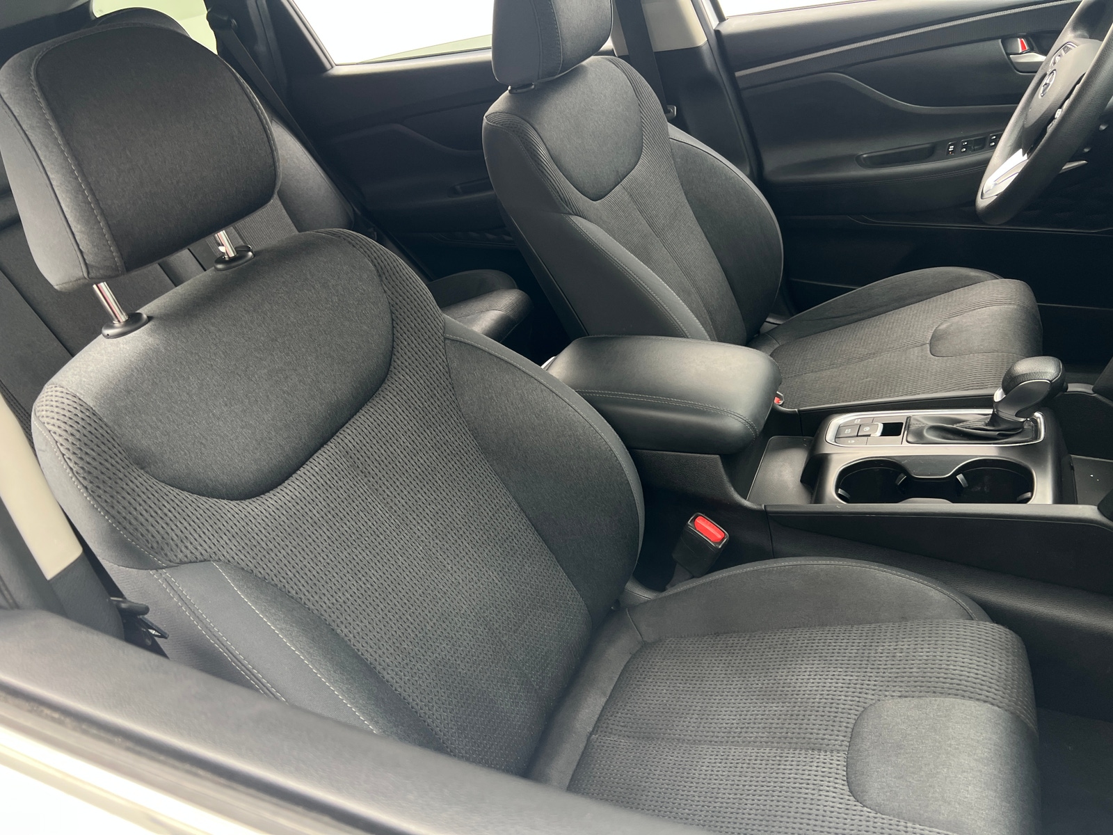 Thumbnail: 2019 Hyundai Santa Fe - 2