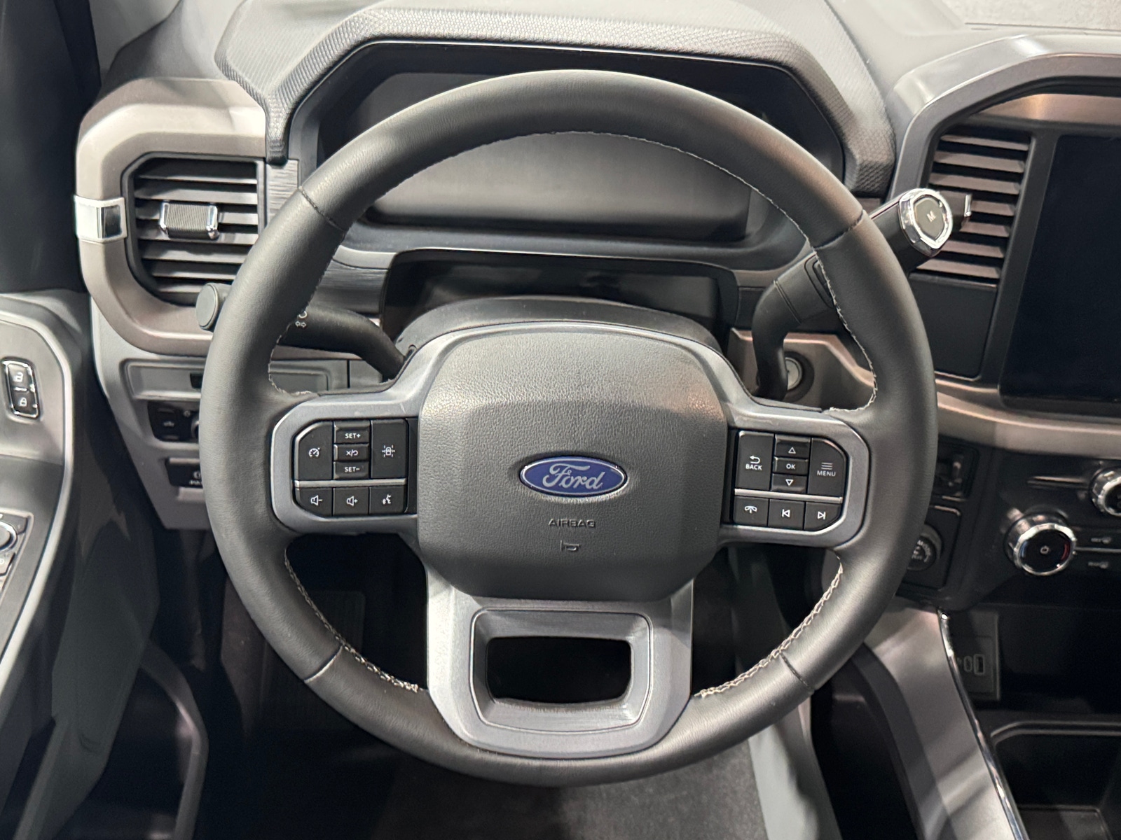 Thumbnail: 2025 Ford Econoline - 5