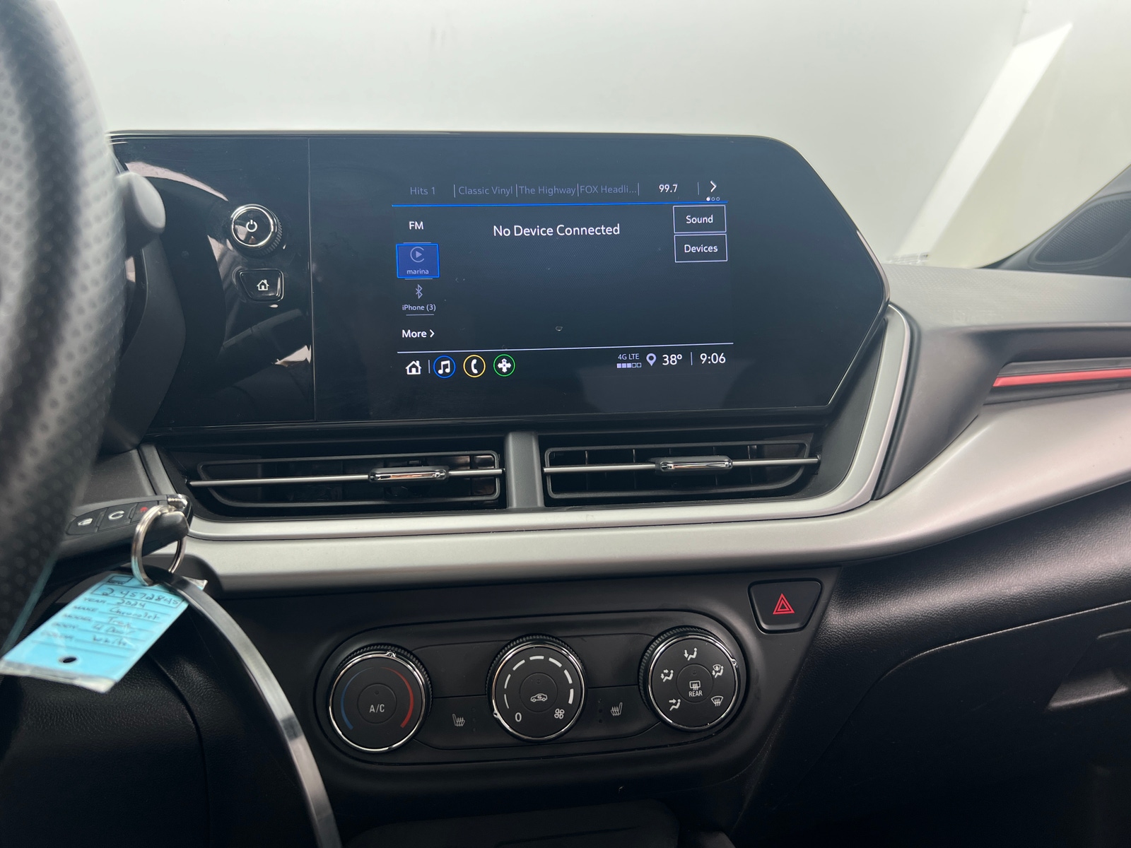 Thumbnail: 2024 Chevrolet Trax - 4