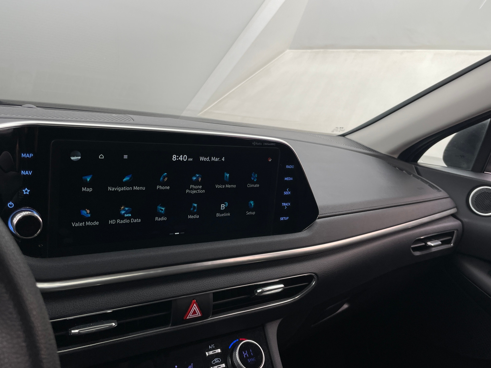 Thumbnail: 2023 Hyundai Sonata - 4