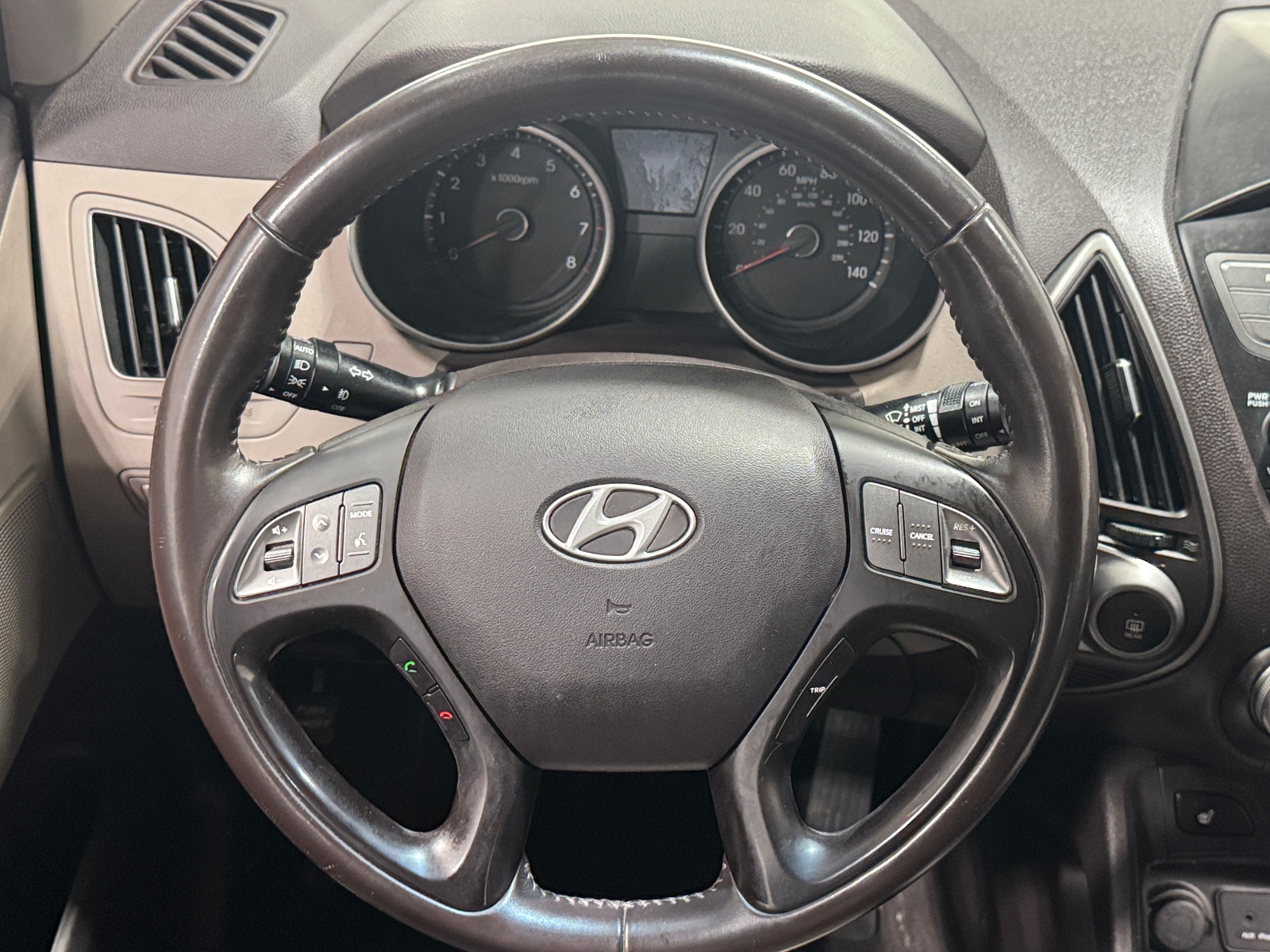 Thumbnail: 2014 Hyundai Tucson - 4