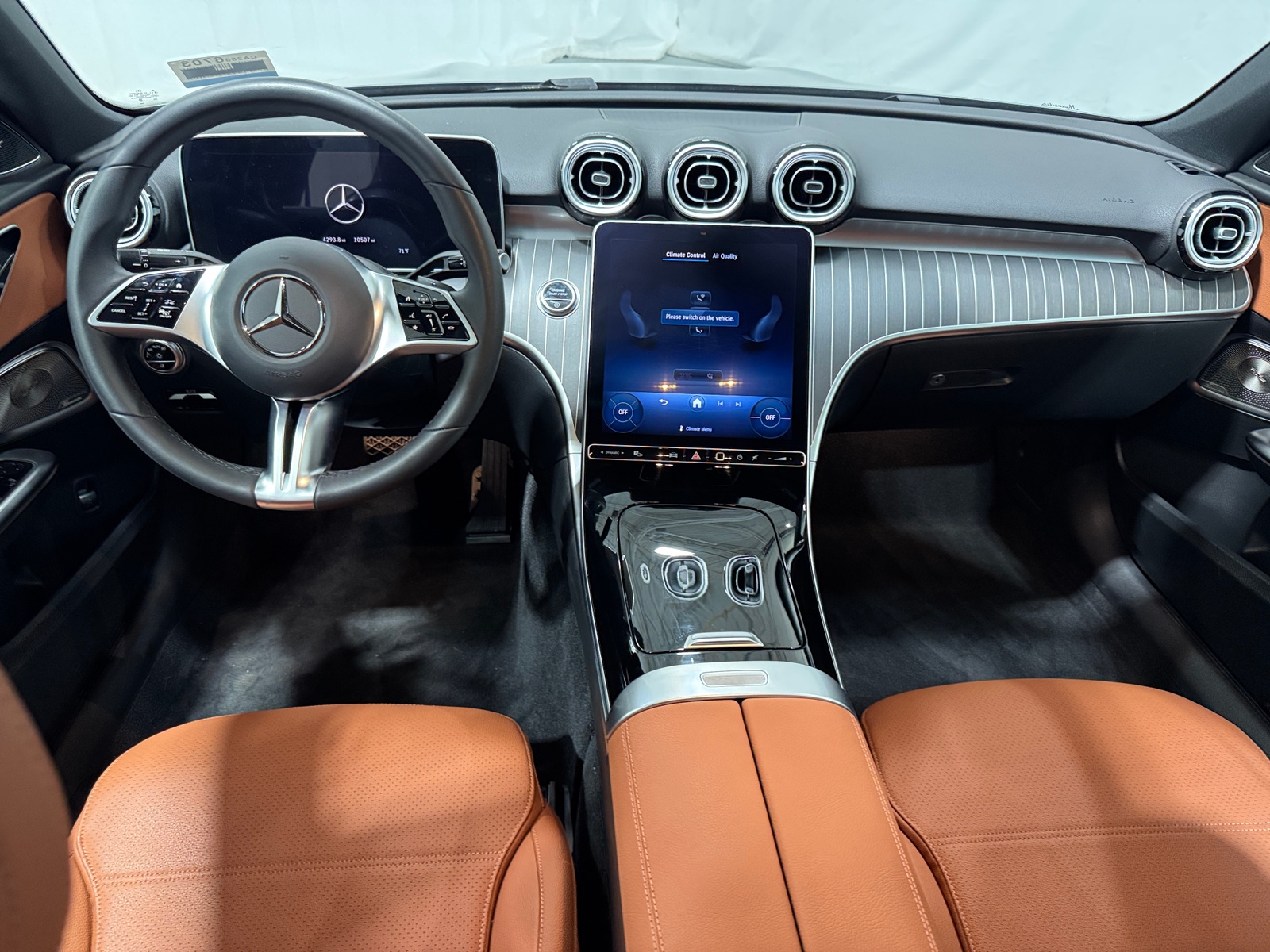 Thumbnail: 2025 Mercedes-Benz C-Class - 2