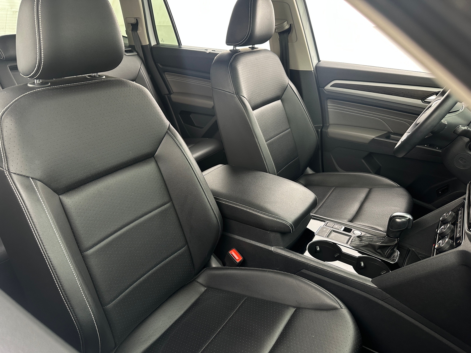 Thumbnail: 2022 Volkswagen Atlas - 2