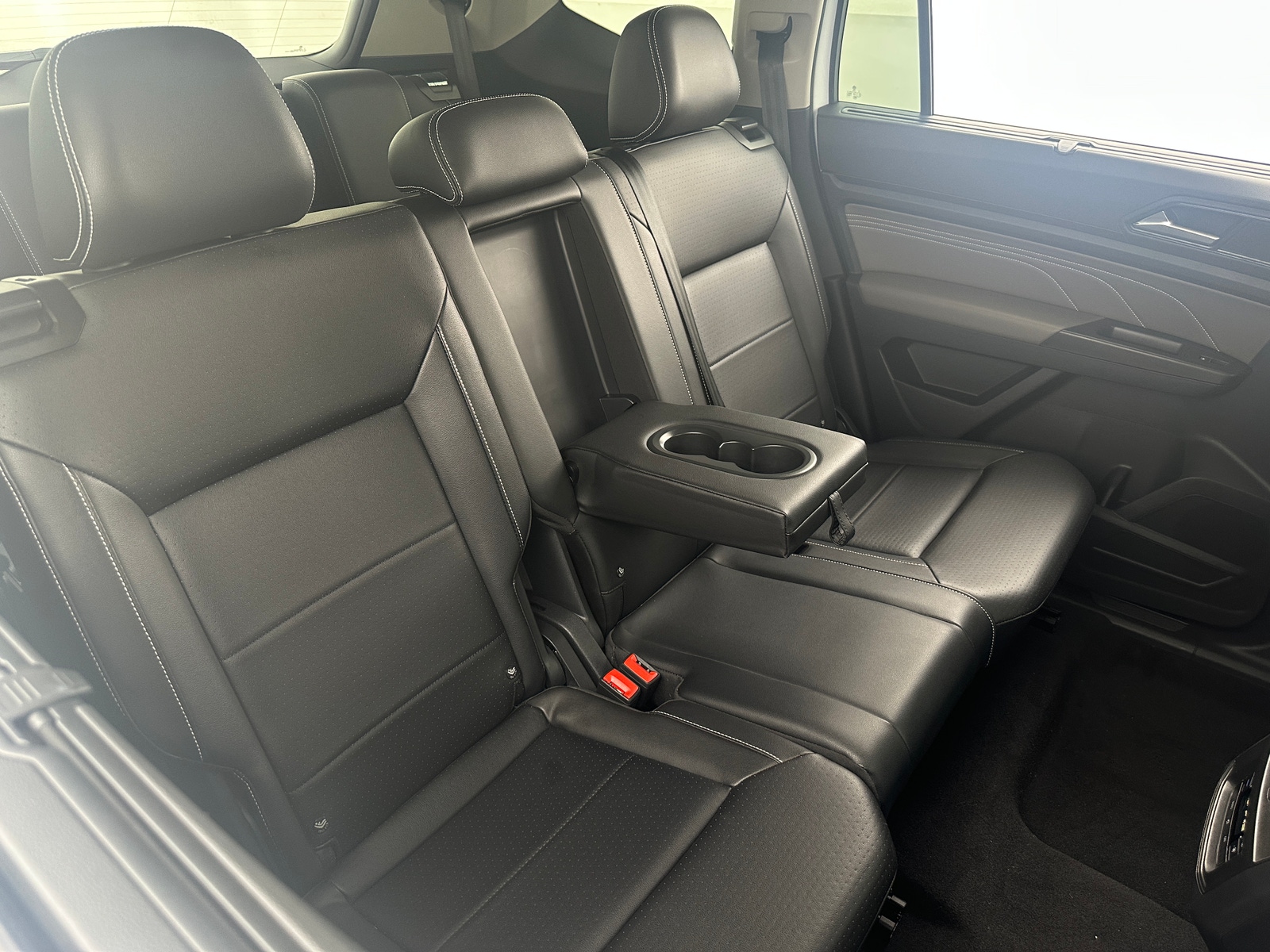 Thumbnail: 2022 Volkswagen Atlas - 6