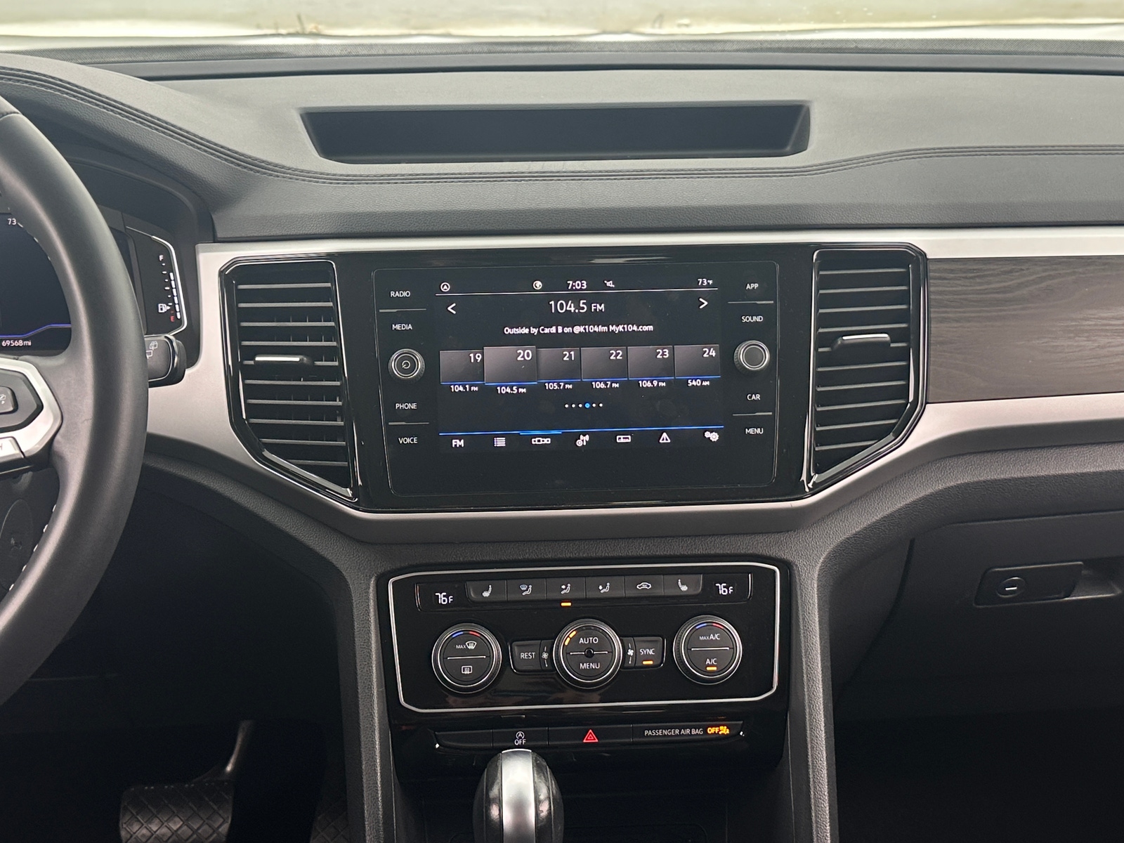 Thumbnail: 2022 Volkswagen Atlas - 4