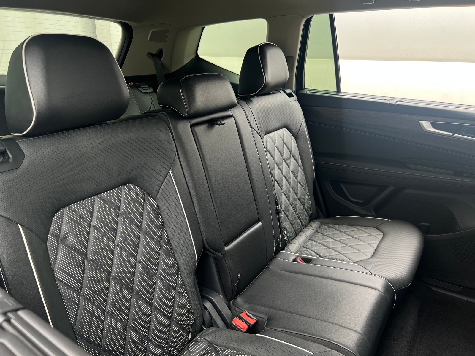 Thumbnail: 2024 Volkswagen Atlas - 5