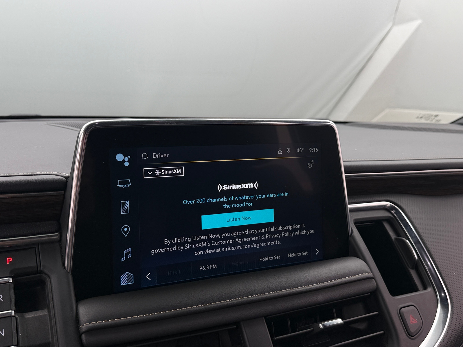 Thumbnail: 2024 Chevrolet Tahoe - 3