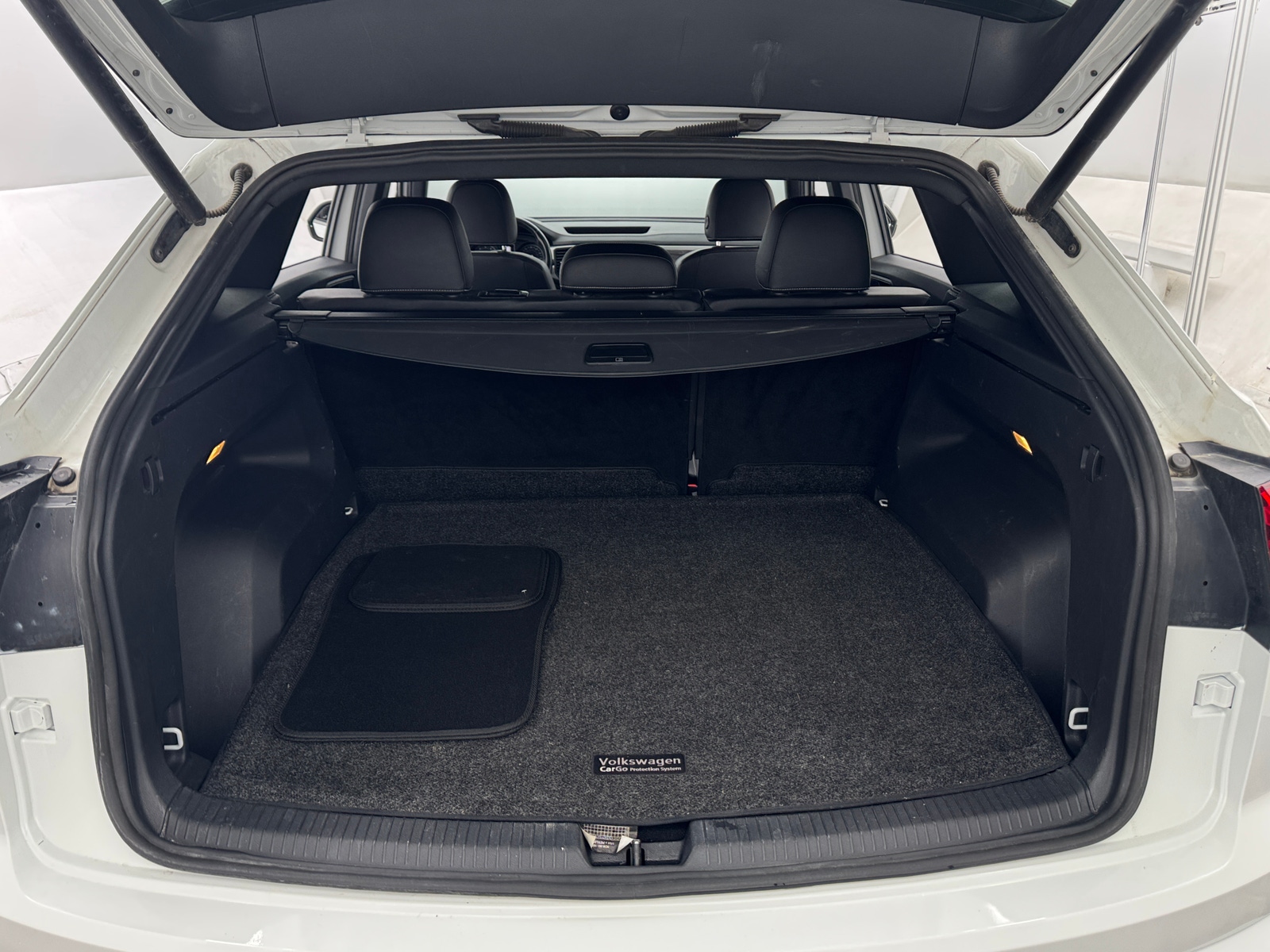 Thumbnail: 2020 Volkswagen Atlas - 6