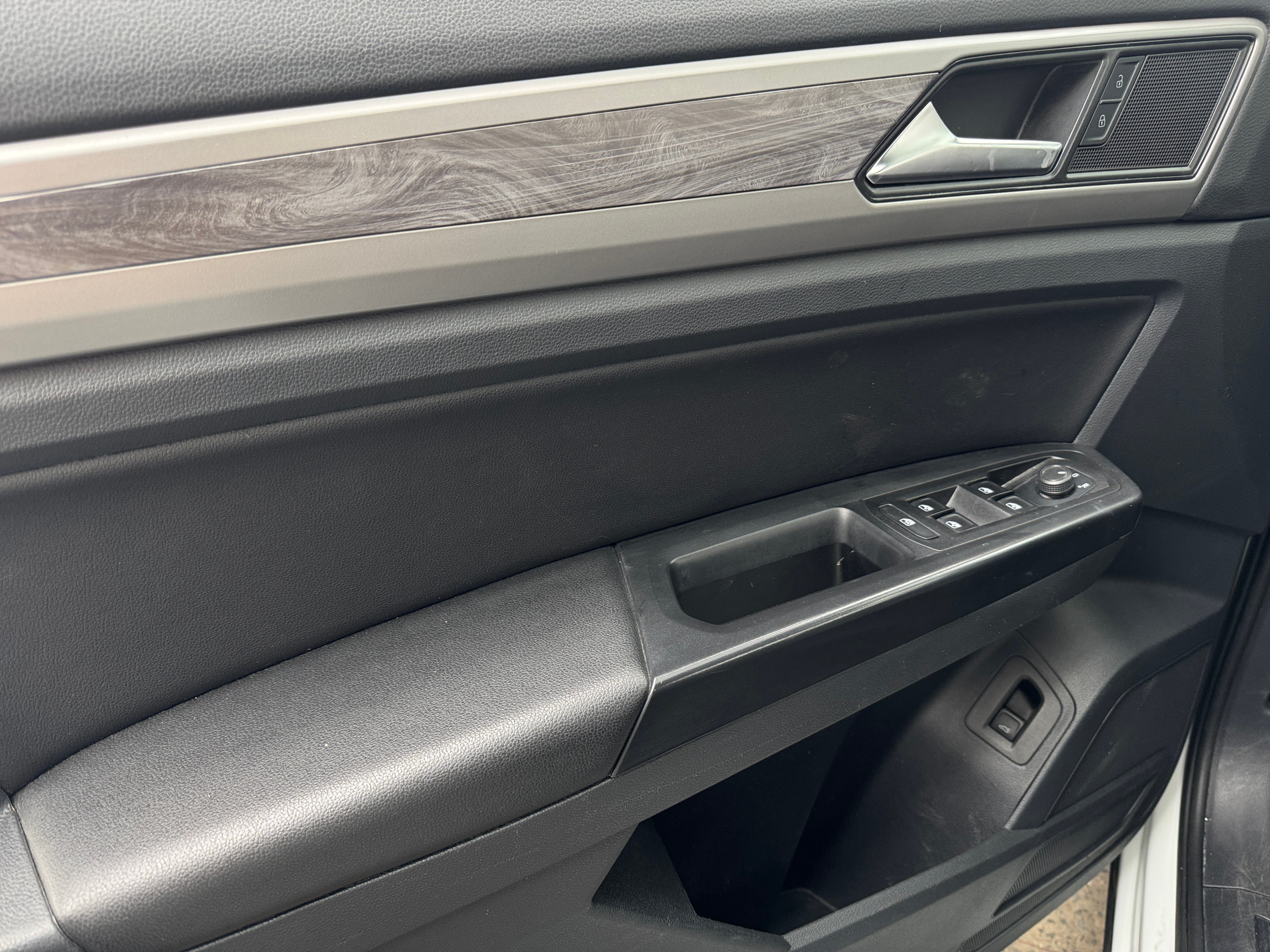 2020 Volkswagen Atlas Cross Sport