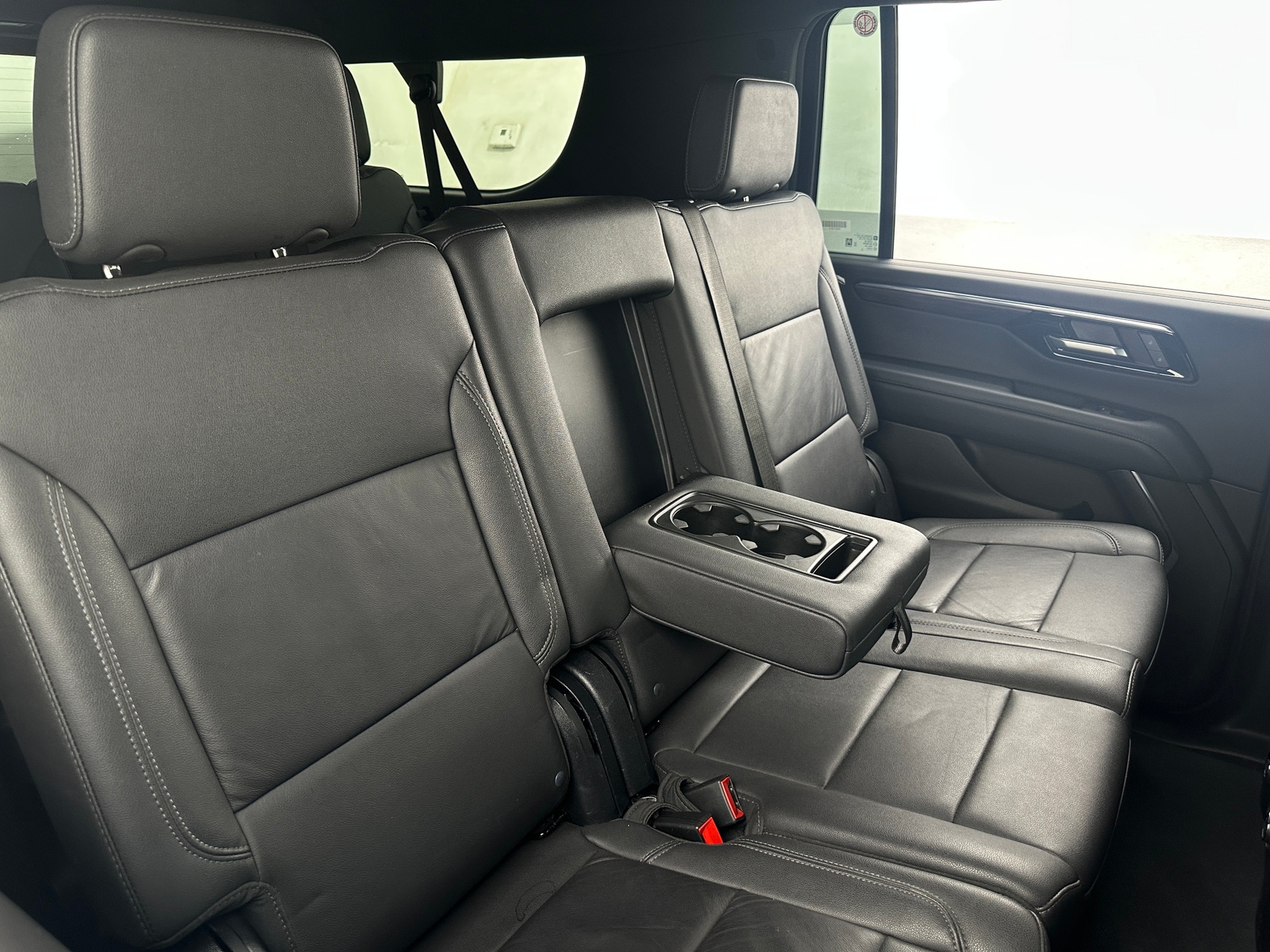 Thumbnail: 2025 Chevrolet Suburban - 5