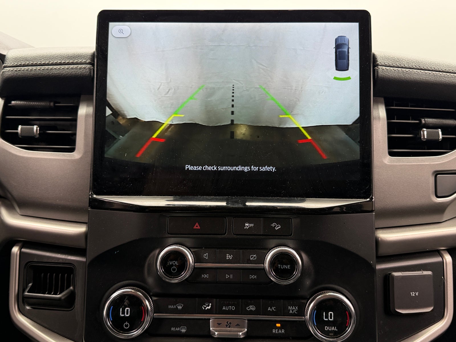 Thumbnail: 2022 Ford Expedition MAX - 4