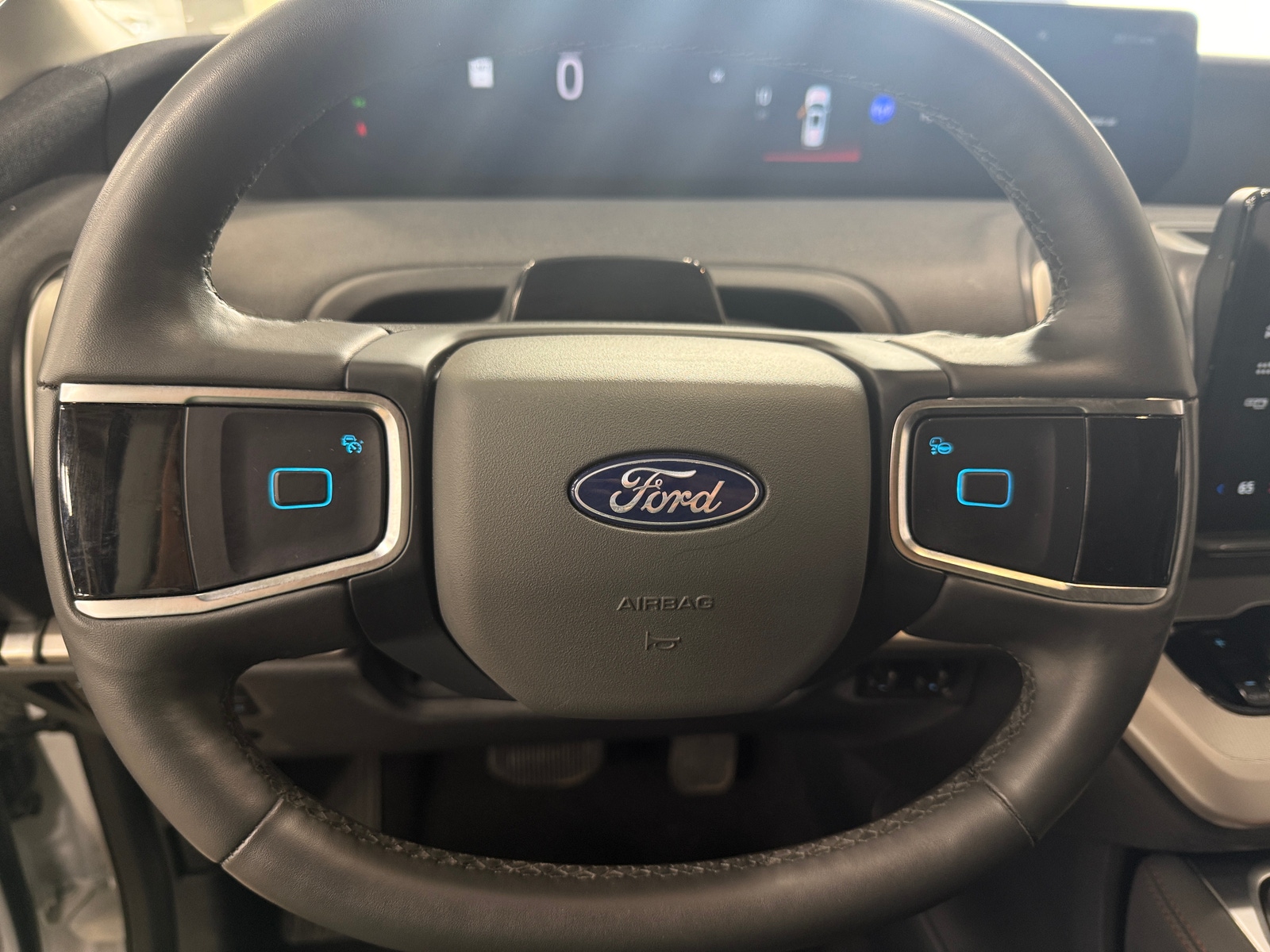 Thumbnail: 2025 Ford Expedition - 5