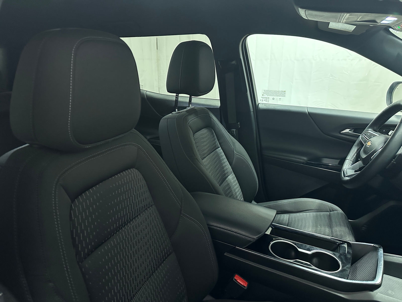 Thumbnail: 2025 Chevrolet Equinox - 2